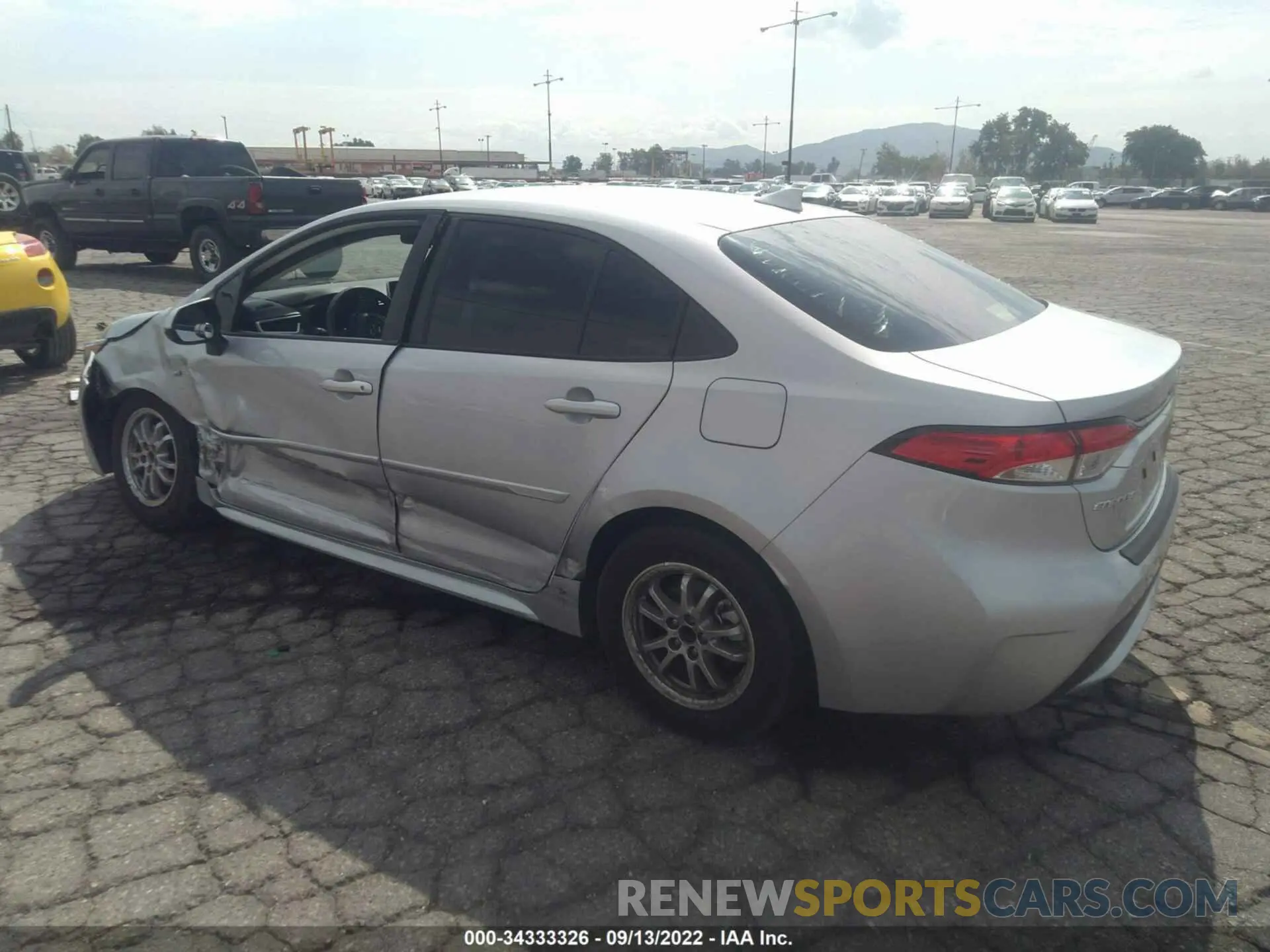 3 Photograph of a damaged car JTDEAMDE1MJ030494 TOYOTA COROLLA 2021
