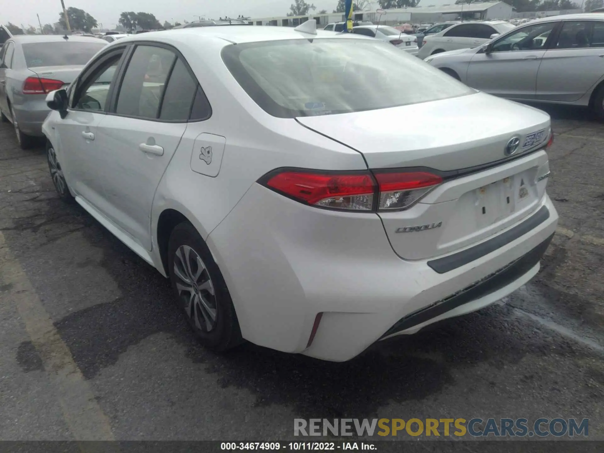 3 Photograph of a damaged car JTDEAMDE2MJ031069 TOYOTA COROLLA 2021