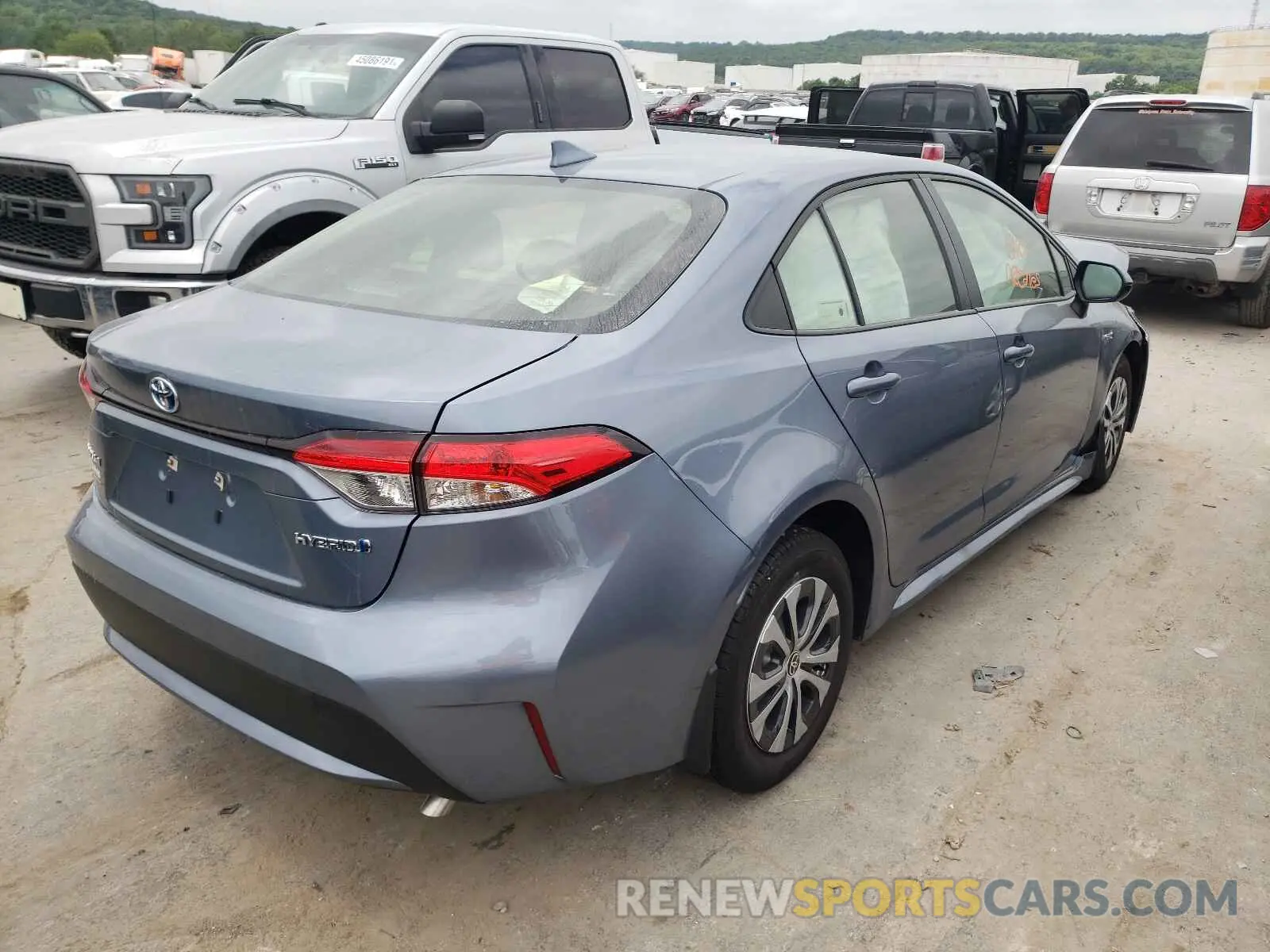 4 Photograph of a damaged car JTDEAMDE3MJ005726 TOYOTA COROLLA 2021