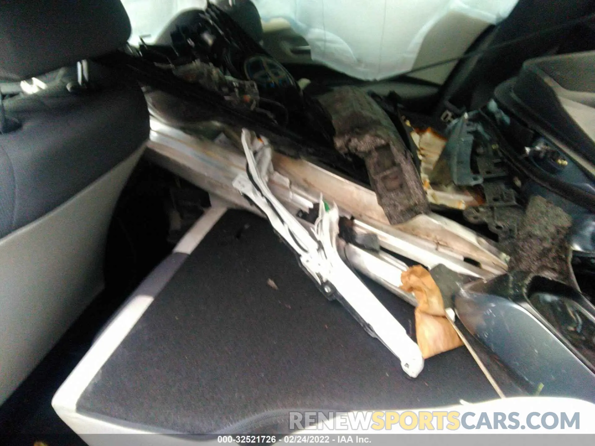 8 Photograph of a damaged car JTDEAMDE3MJ006567 TOYOTA COROLLA 2021