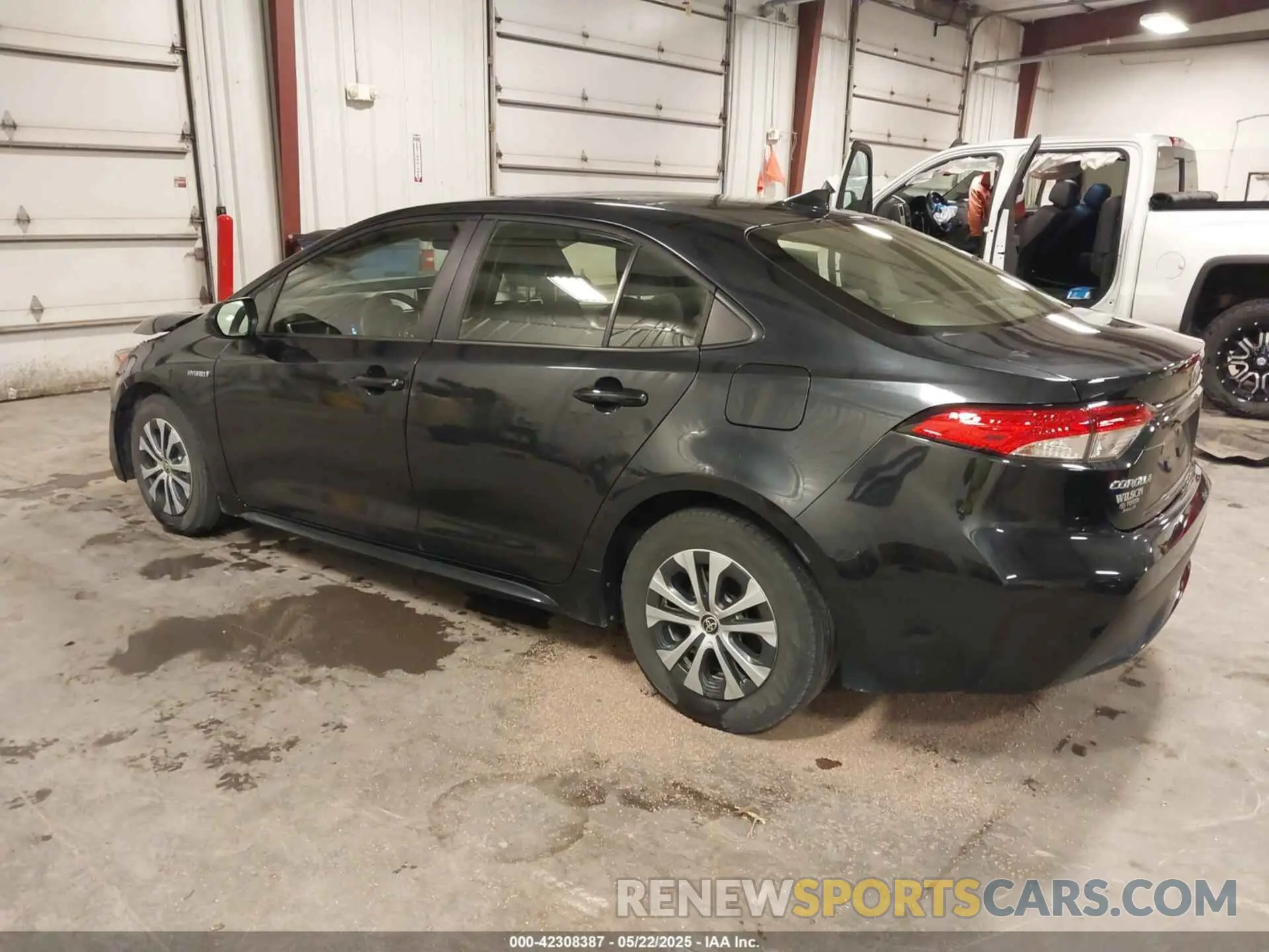 3 Photograph of a damaged car JTDEAMDE3MJ034224 TOYOTA COROLLA 2021
