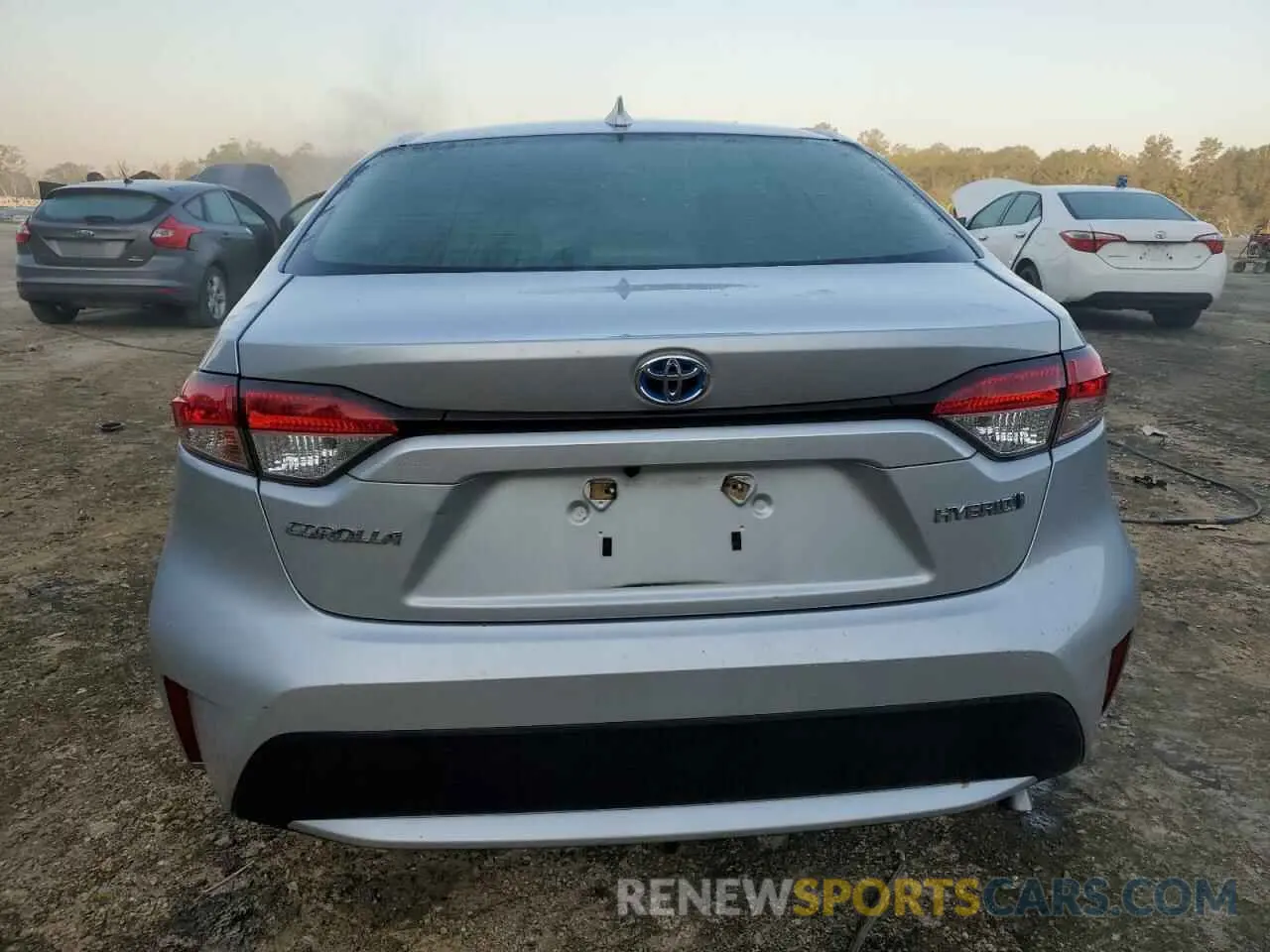 6 Photograph of a damaged car JTDEAMDE4MJ028996 TOYOTA COROLLA 2021