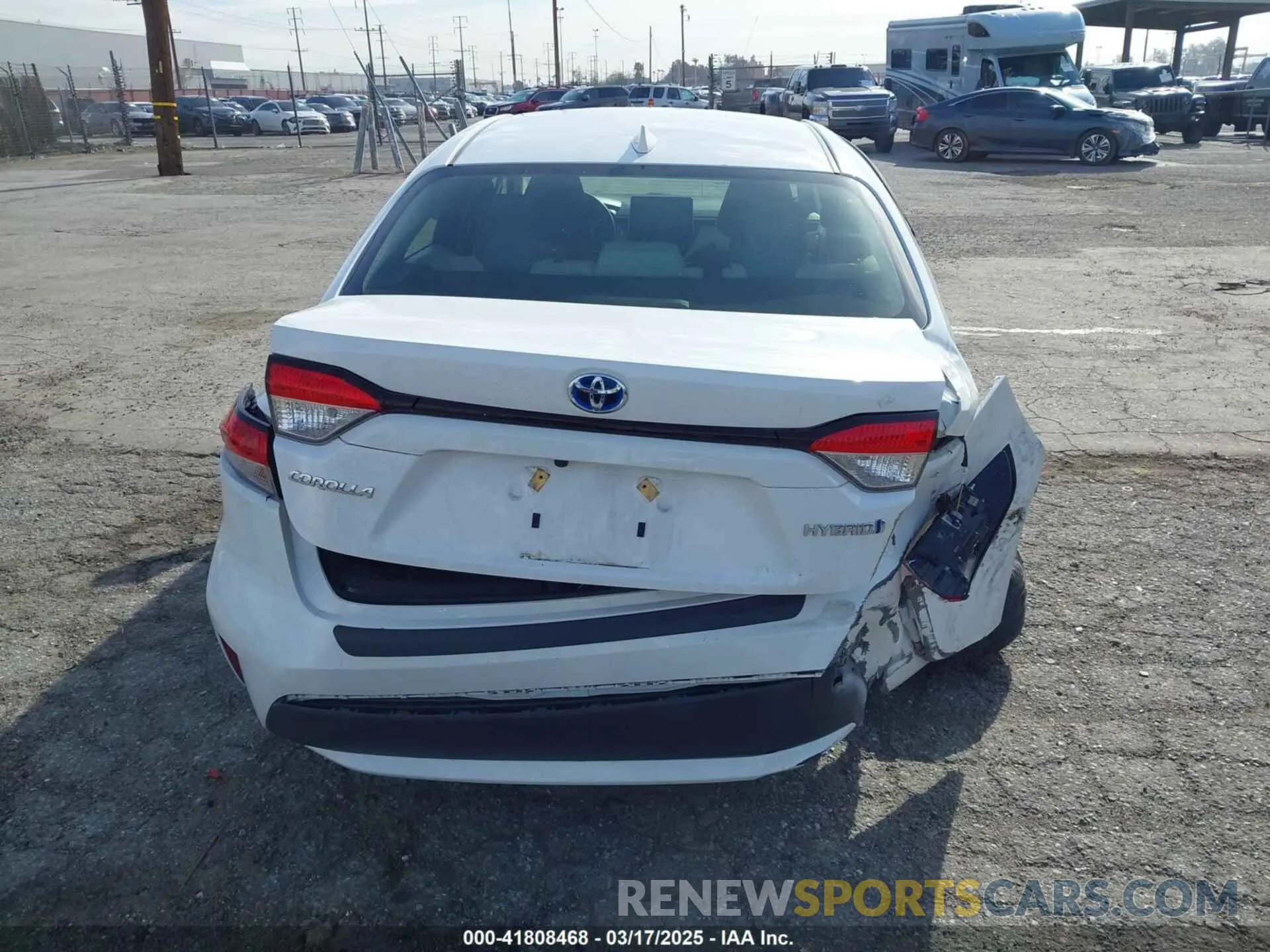 16 Photograph of a damaged car JTDEAMDE4MJ032692 TOYOTA COROLLA 2021