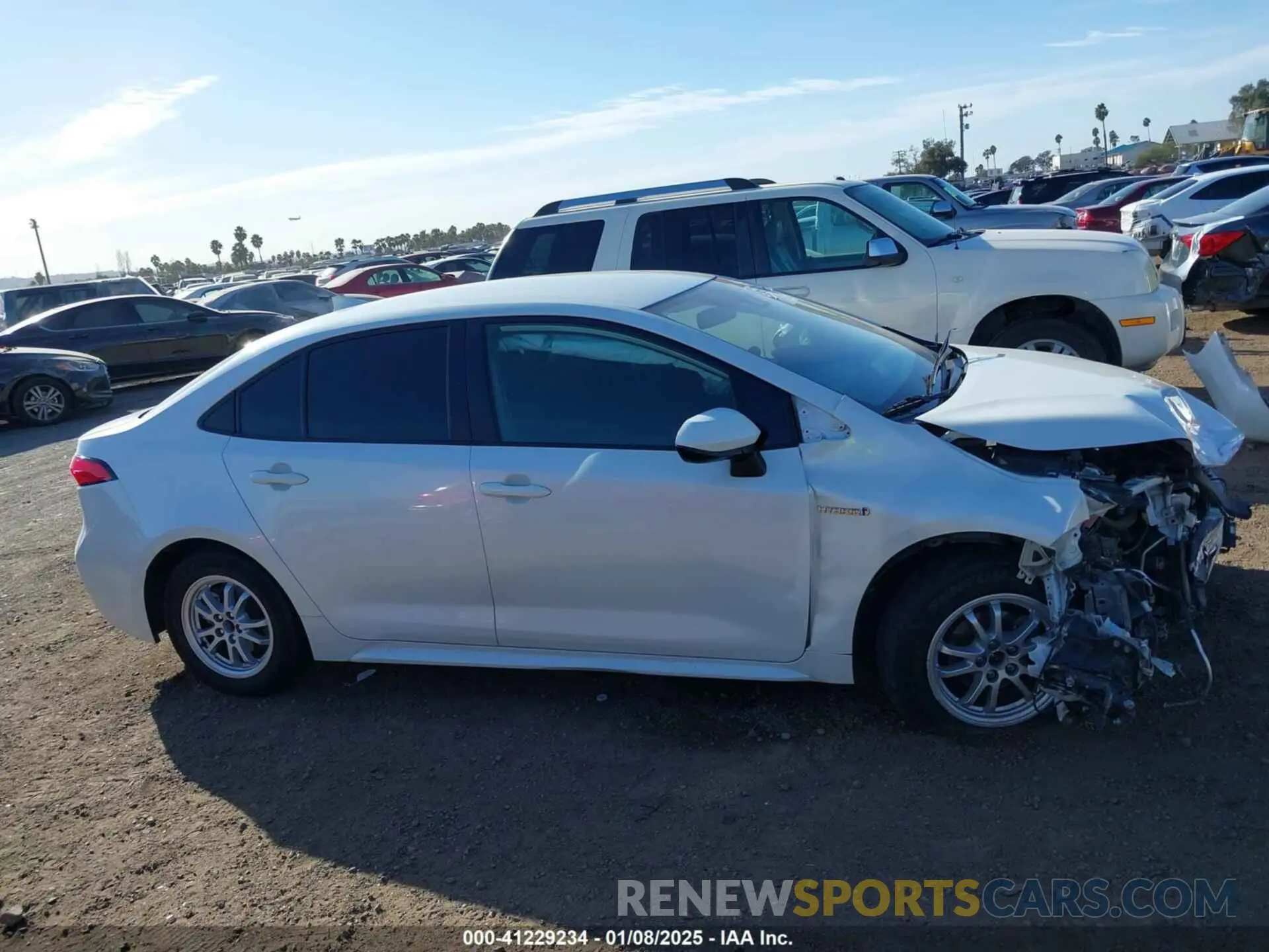 13 Фотография поврежденного автомобиля JTDEAMDE4MJ033003 TOYOTA COROLLA 2021