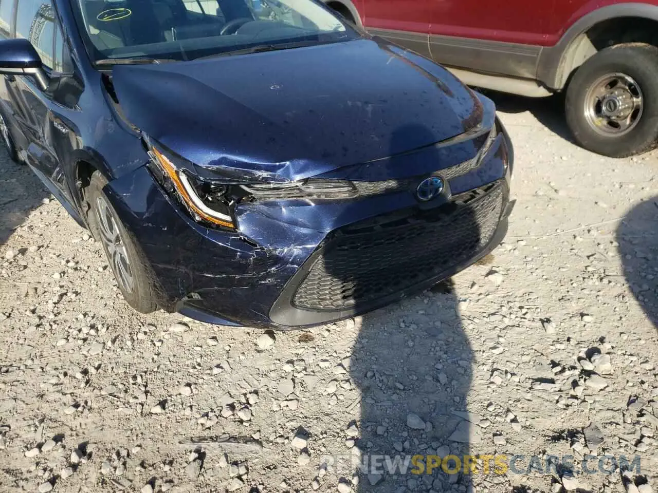 9 Photograph of a damaged car JTDEAMDE5MJ022270 TOYOTA COROLLA 2021