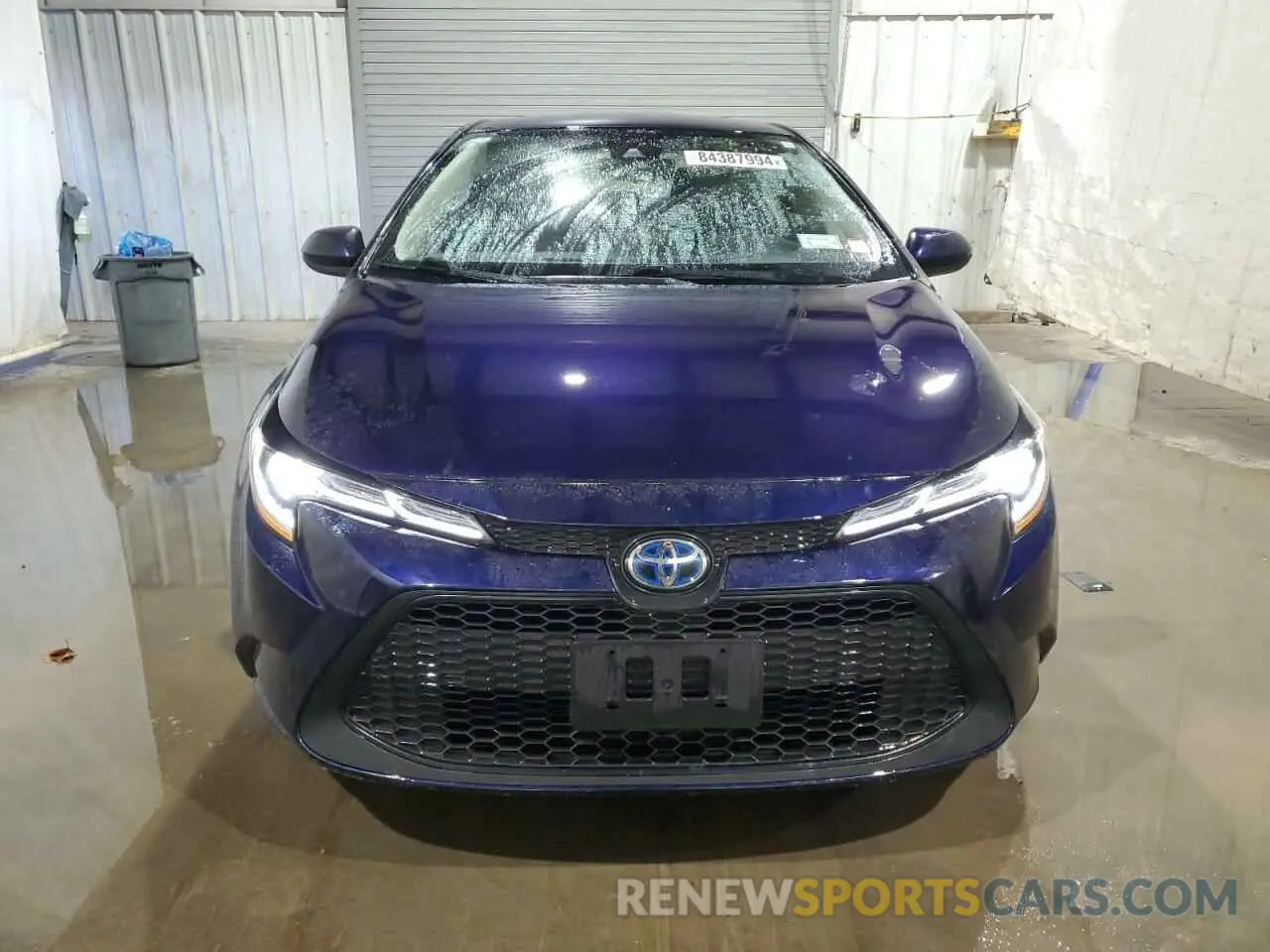 5 Фотография поврежденного автомобиля JTDEAMDE5MJ034693 TOYOTA COROLLA 2021
