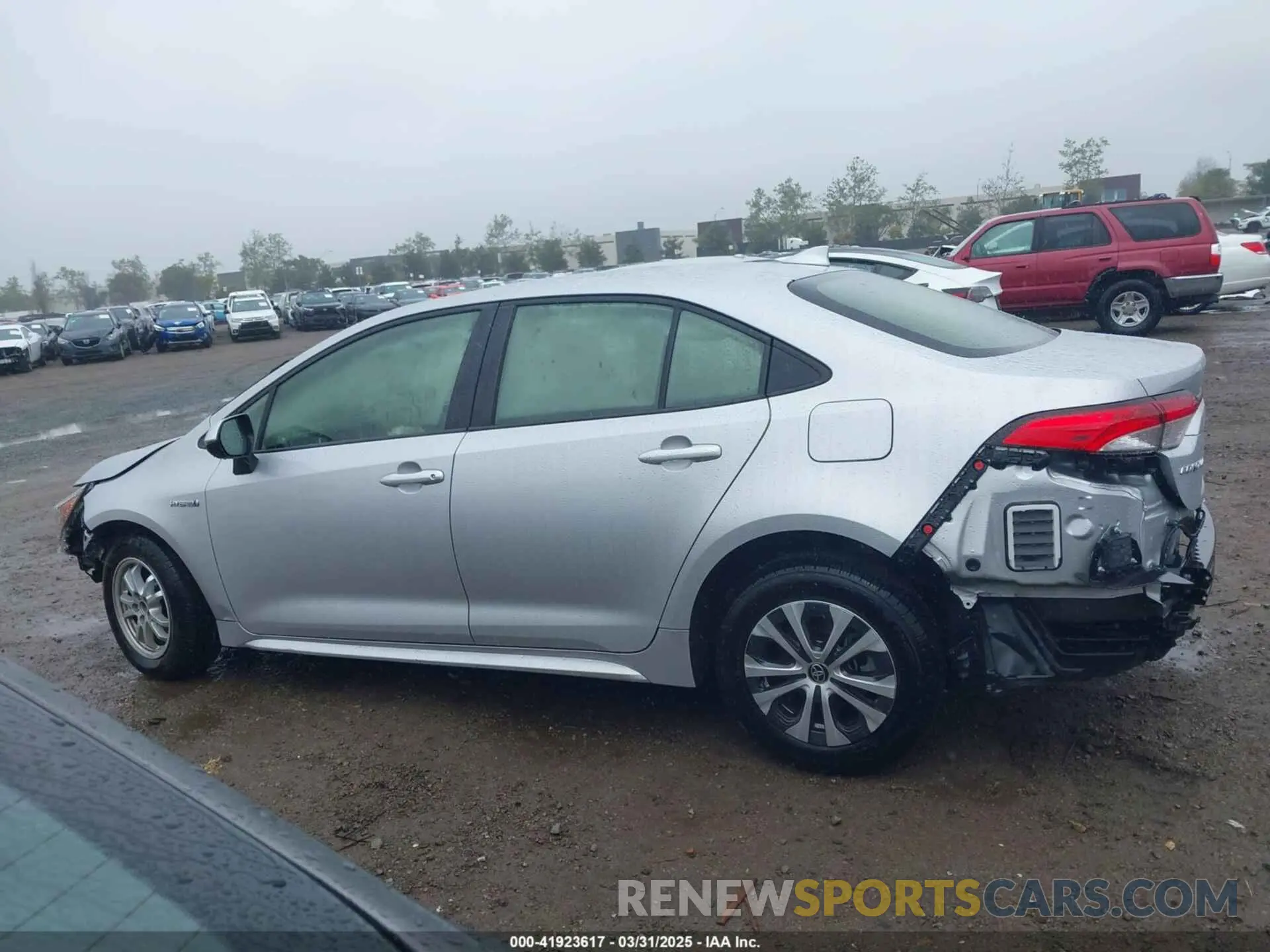 14 Фотография поврежденного автомобиля JTDEAMDE6MJ000987 TOYOTA COROLLA 2021