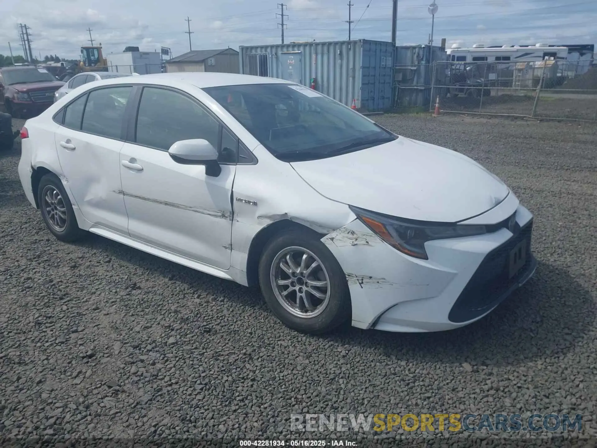 1 Photograph of a damaged car JTDEAMDE6MJ002447 TOYOTA COROLLA 2021