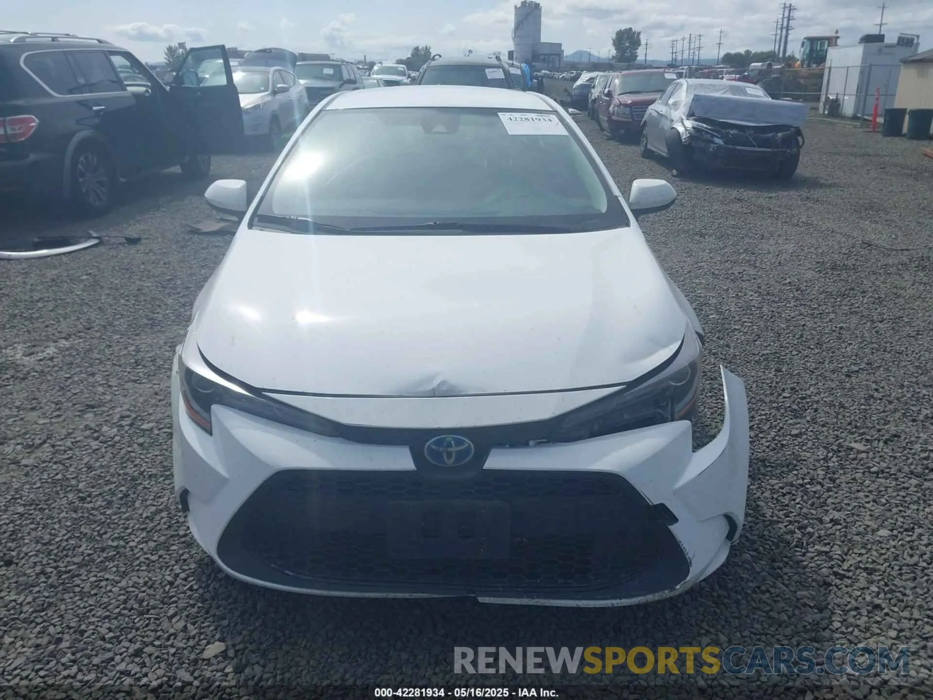 12 Photograph of a damaged car JTDEAMDE6MJ002447 TOYOTA COROLLA 2021