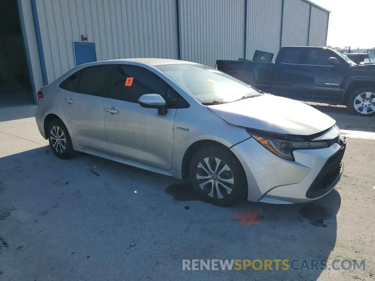 4 Photograph of a damaged car JTDEAMDE6MJ031432 TOYOTA COROLLA 2021