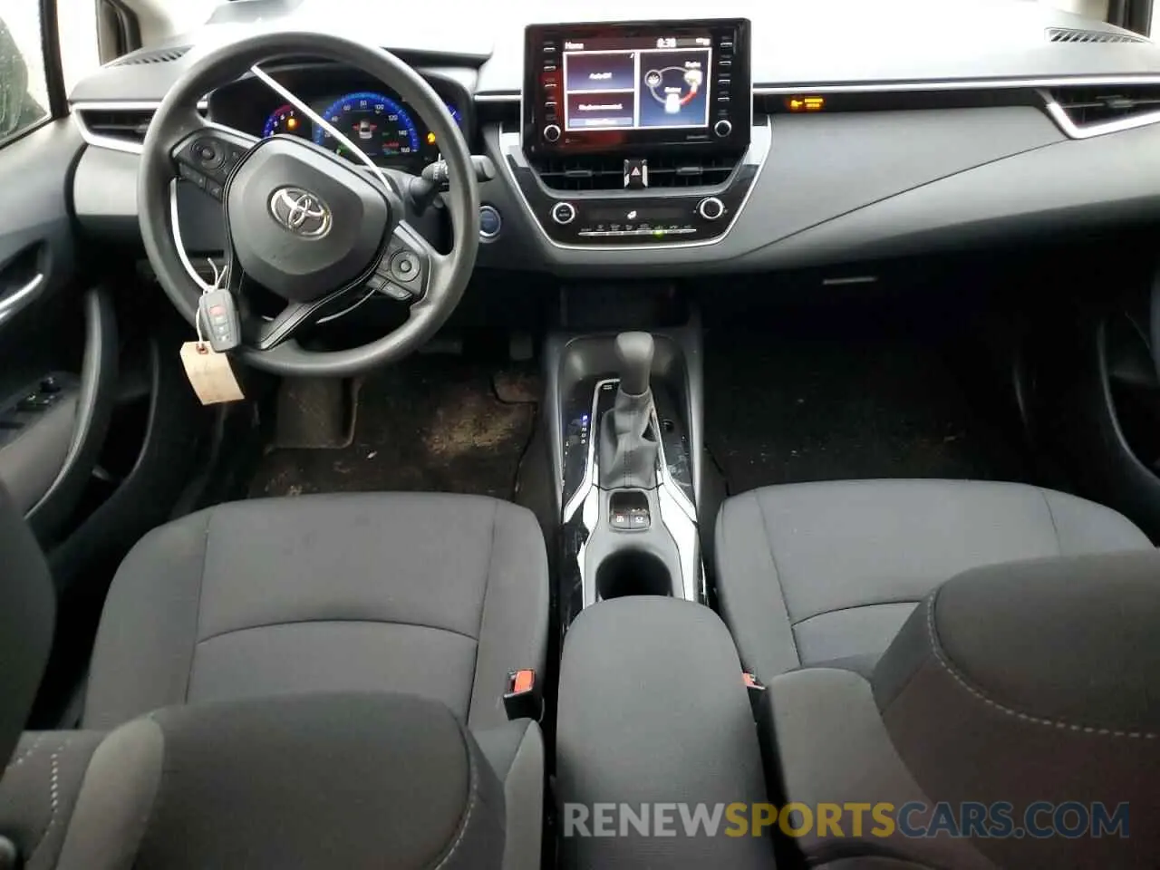8 Photograph of a damaged car JTDEAMDE7MJ017720 TOYOTA COROLLA 2021