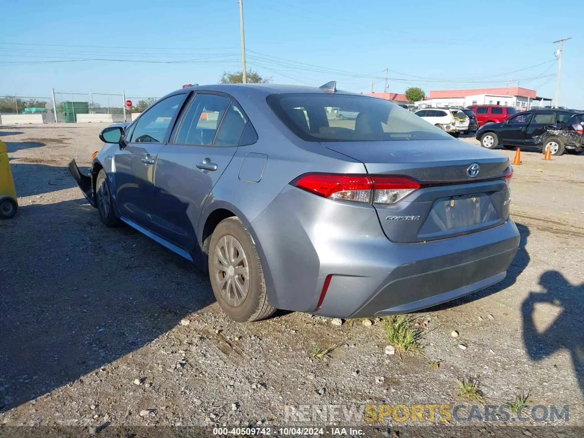 3 Photograph of a damaged car JTDEAMDE7MJ018110 TOYOTA COROLLA 2021