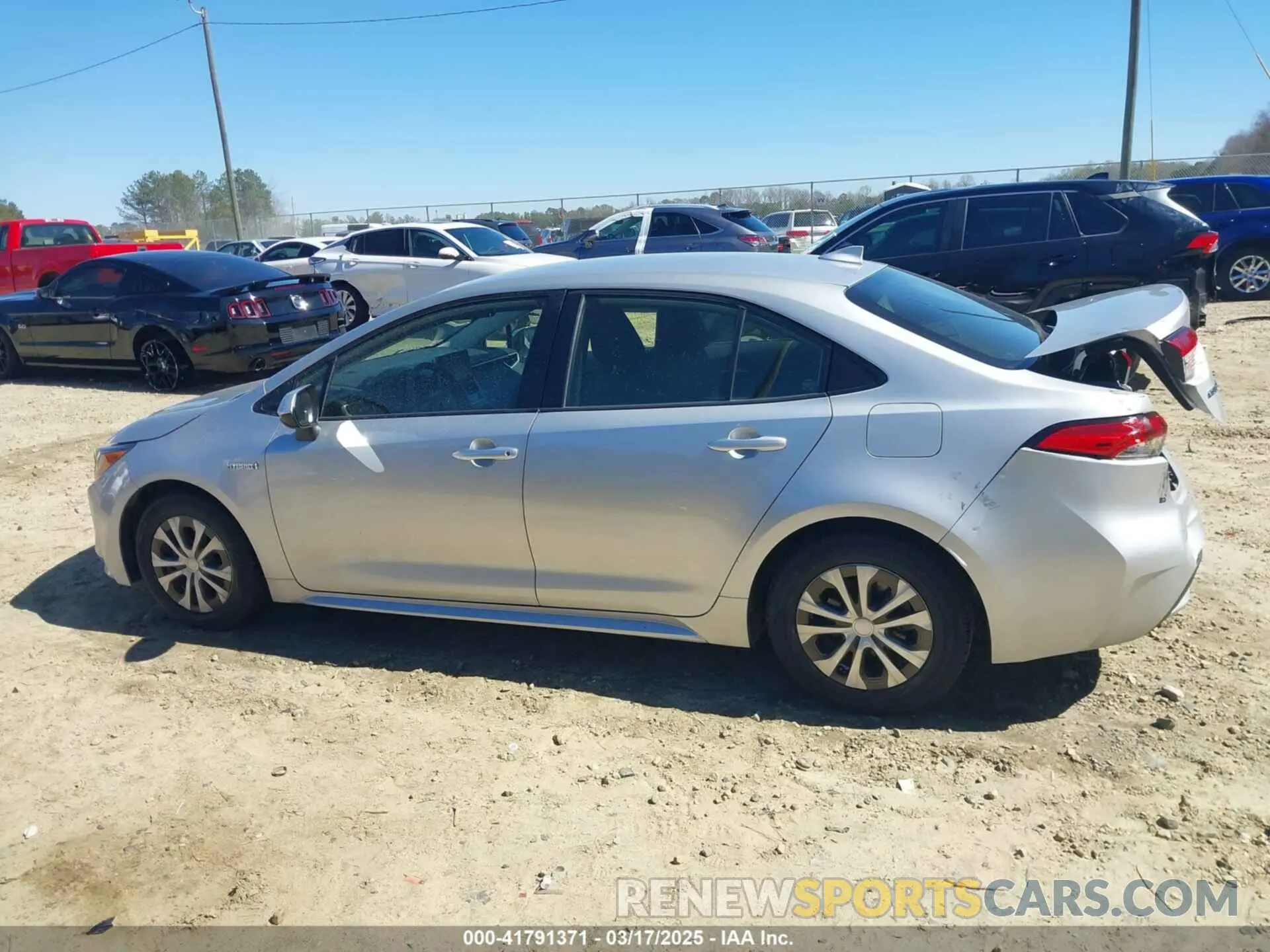 14 Photograph of a damaged car JTDEAMDE8MJ011201 TOYOTA COROLLA 2021