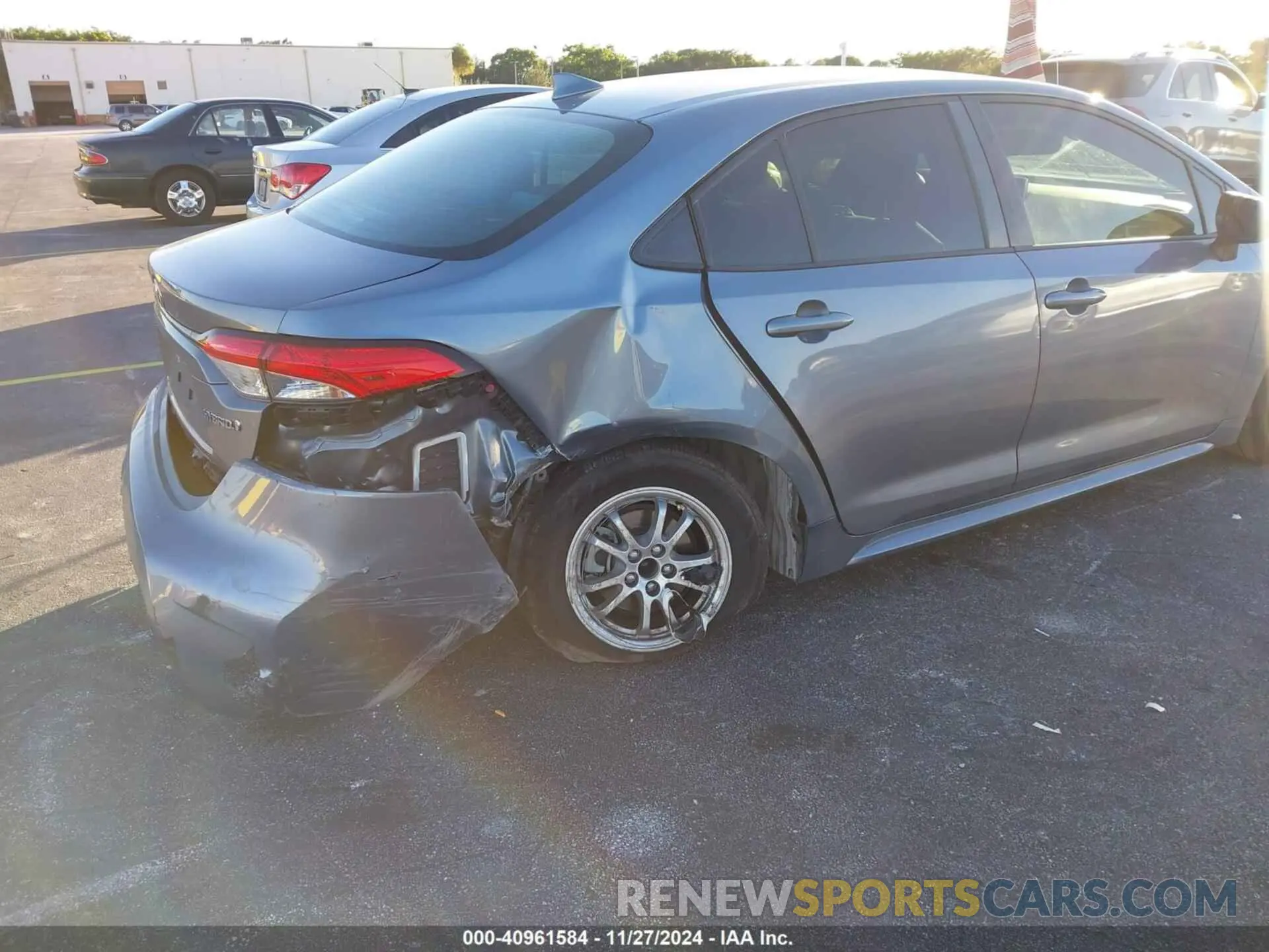 6 Photograph of a damaged car JTDEAMDE8MJ032372 TOYOTA COROLLA 2021