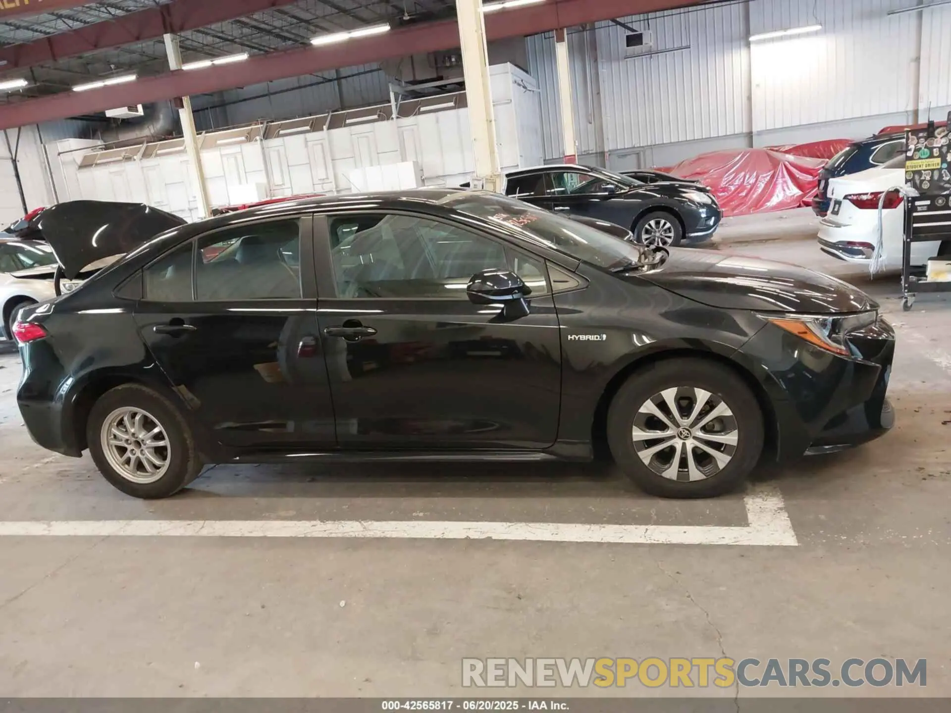 13 Фотография поврежденного автомобиля JTDEAMDE9MJ000577 TOYOTA COROLLA 2021