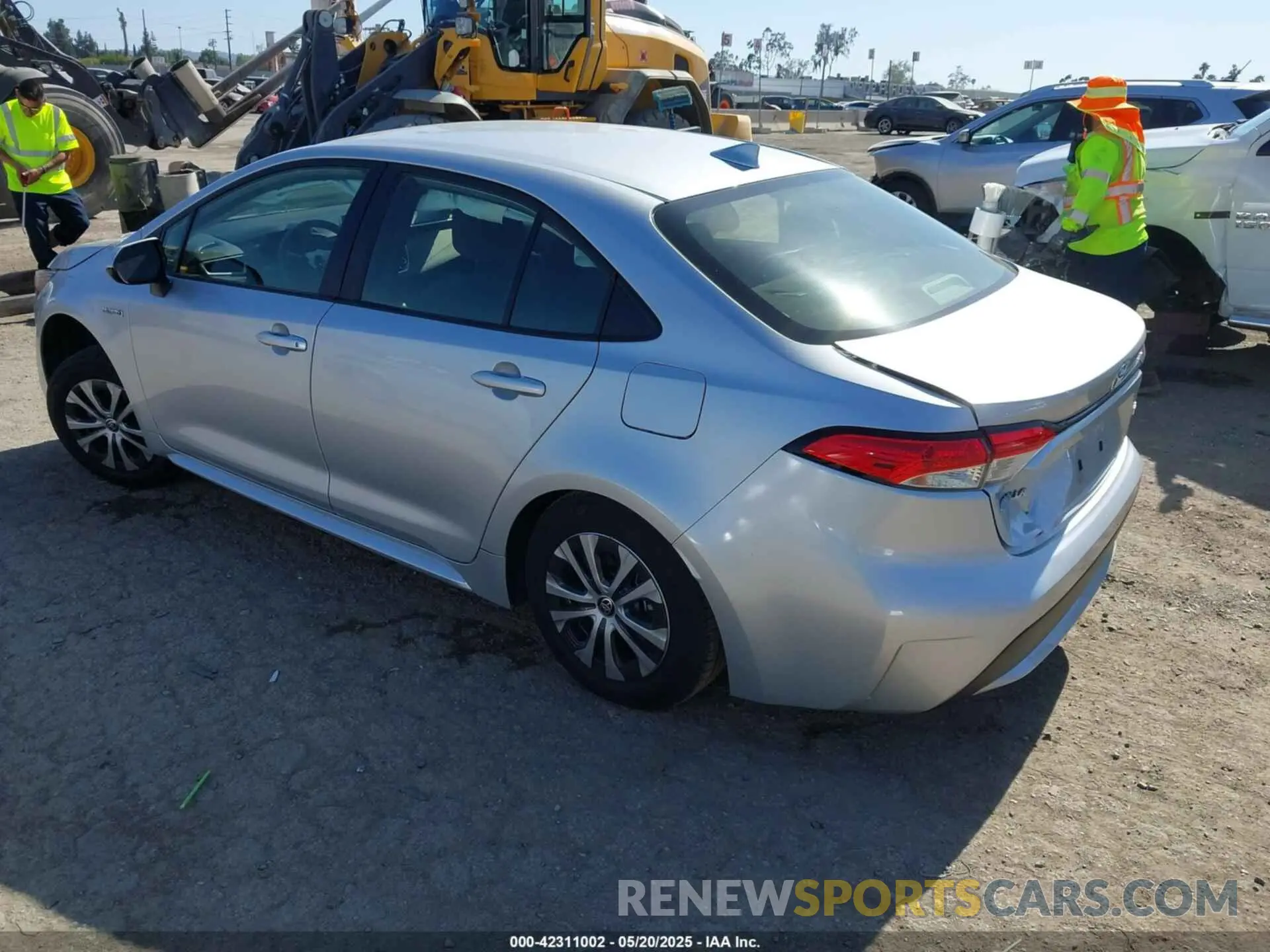 3 Фотография поврежденного автомобиля JTDEAMDE9MJ010185 TOYOTA COROLLA 2021