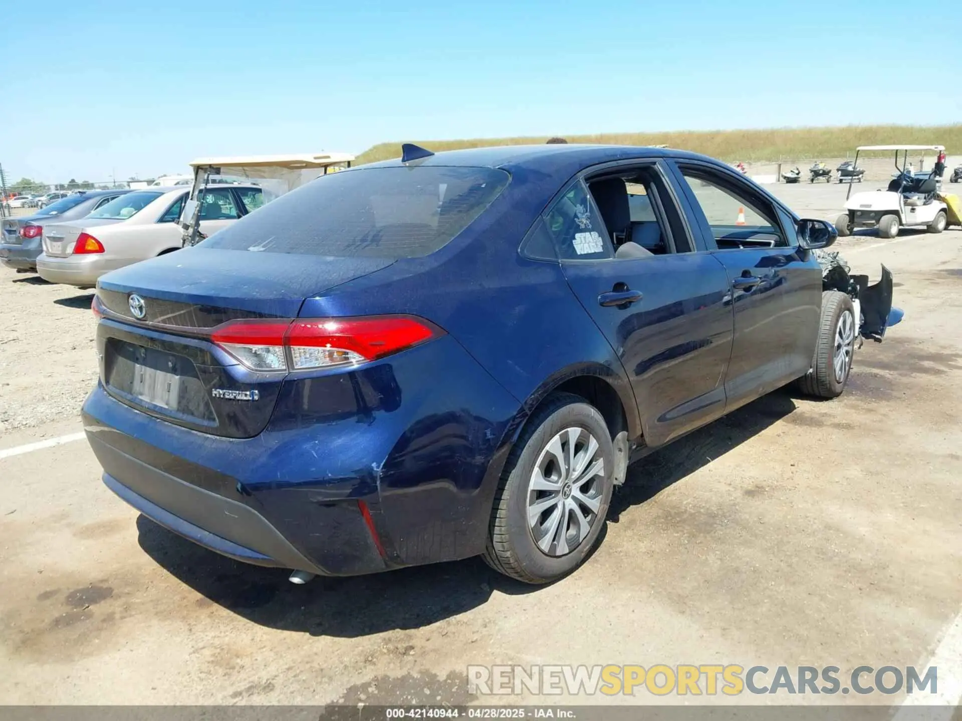 4 Photograph of a damaged car JTDEAMDE9MJ011644 TOYOTA COROLLA 2021