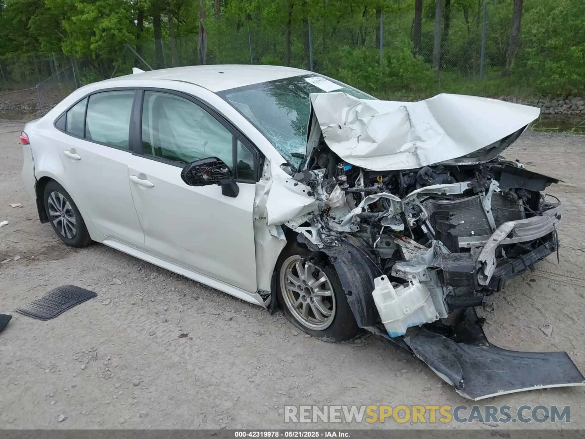 1 Фотография поврежденного автомобиля JTDEAMDE9MJ015046 TOYOTA COROLLA 2021