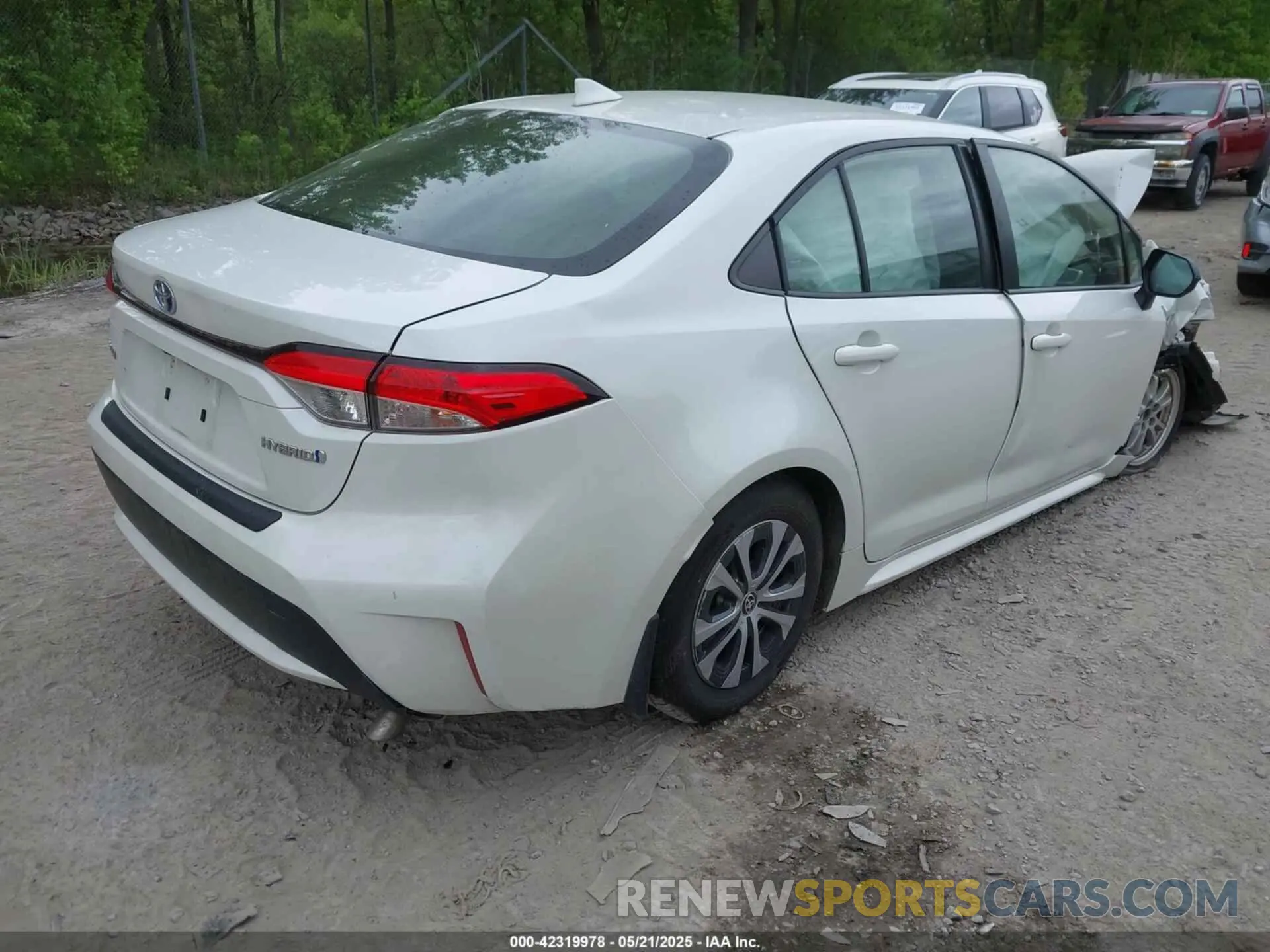 4 Фотография поврежденного автомобиля JTDEAMDE9MJ015046 TOYOTA COROLLA 2021