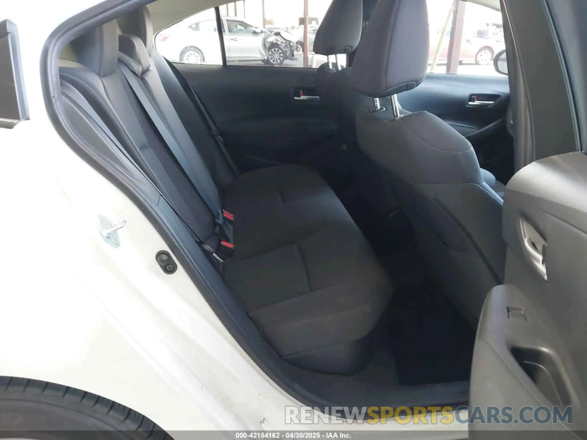 8 Фотография поврежденного автомобиля JTDEAMDEXMJ007022 TOYOTA COROLLA 2021