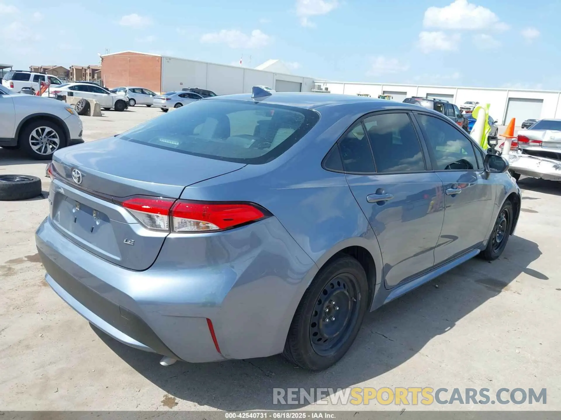 4 Фотография поврежденного автомобиля JTDEPMAE0MJ175240 TOYOTA COROLLA 2021