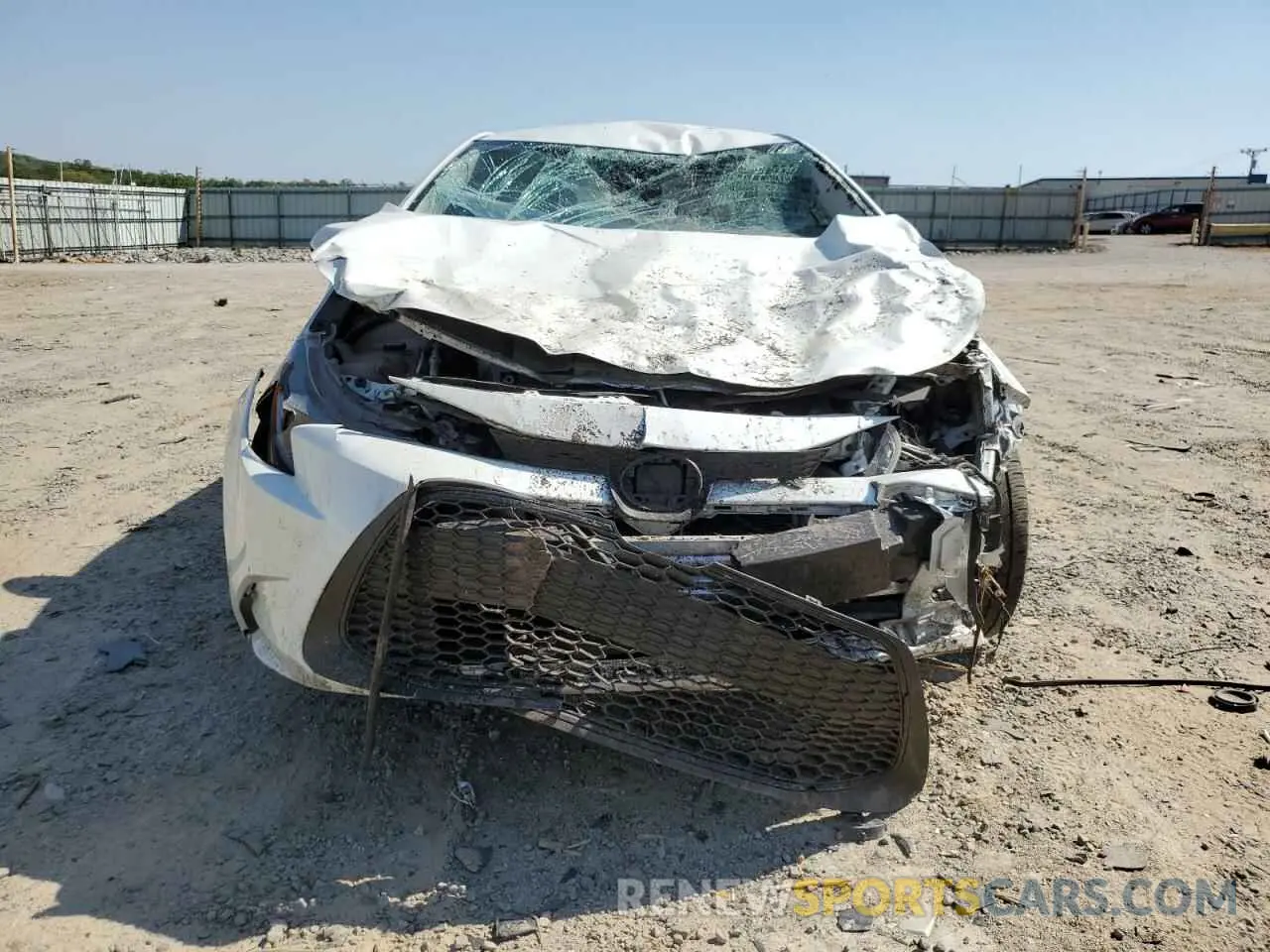 5 Photograph of a damaged car JTDEPMAE0MJ186898 TOYOTA COROLLA 2021