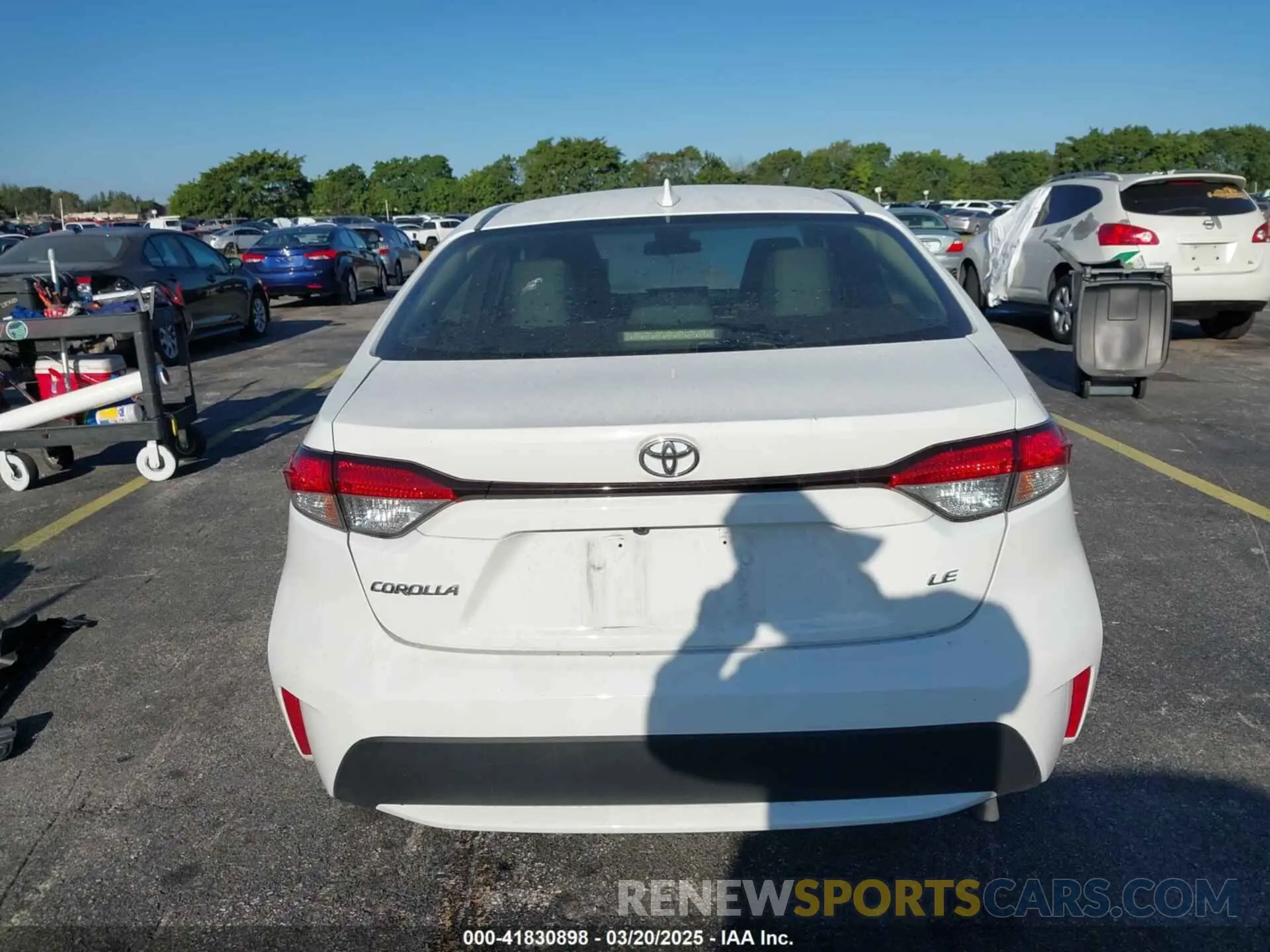 17 Photograph of a damaged car JTDEPMAE1MJ126631 TOYOTA COROLLA 2021