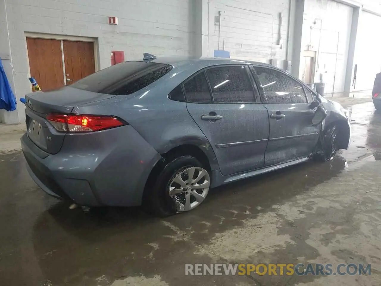 3 Photograph of a damaged car JTDEPMAE1MJ133398 TOYOTA COROLLA 2021