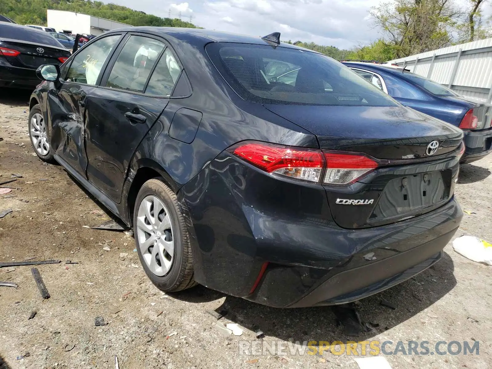 3 Photograph of a damaged car JTDEPMAE1MJ138360 TOYOTA COROLLA 2021