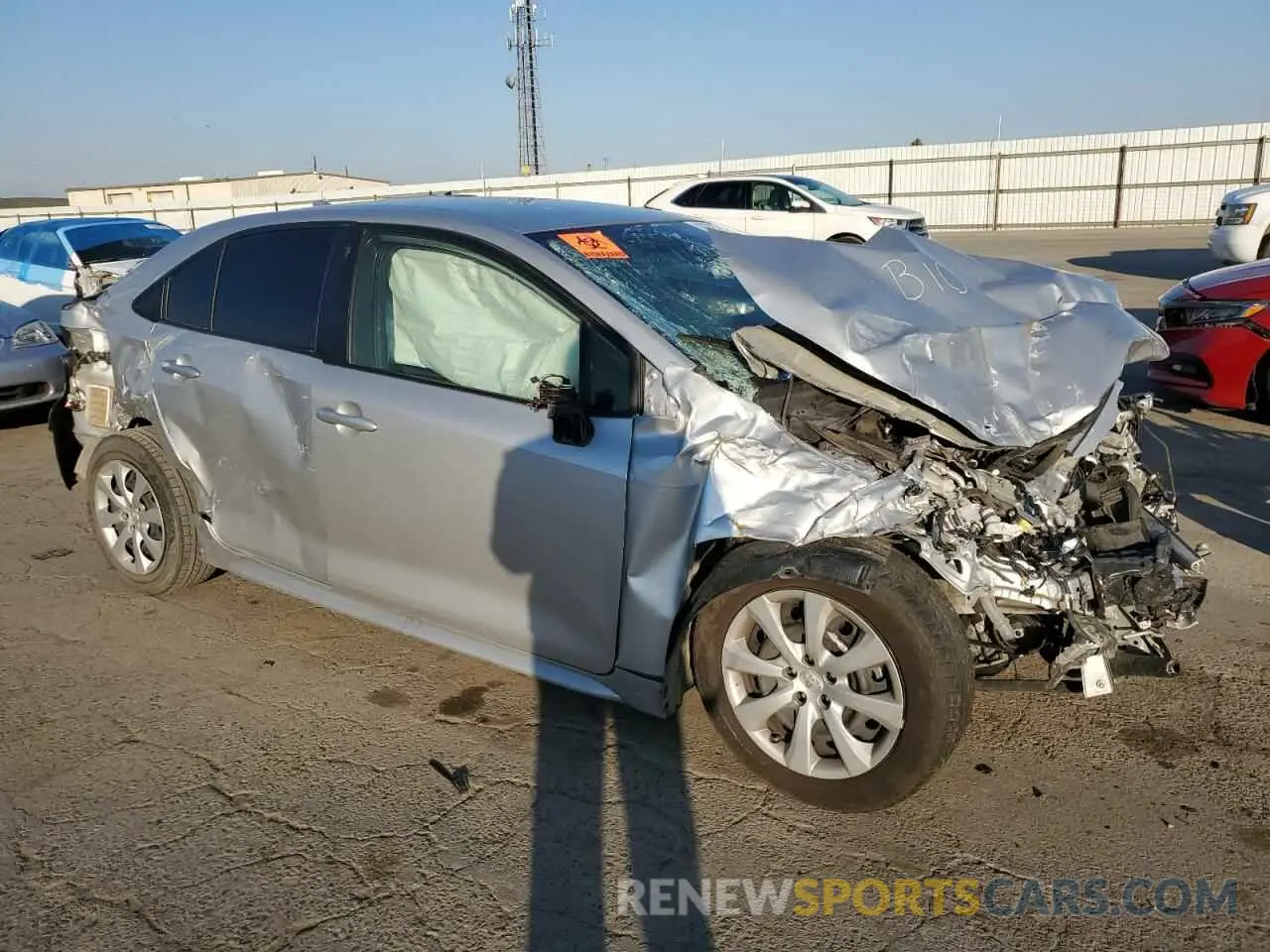 4 Фотография поврежденного автомобиля JTDEPMAE1MJ151562 TOYOTA COROLLA 2021
