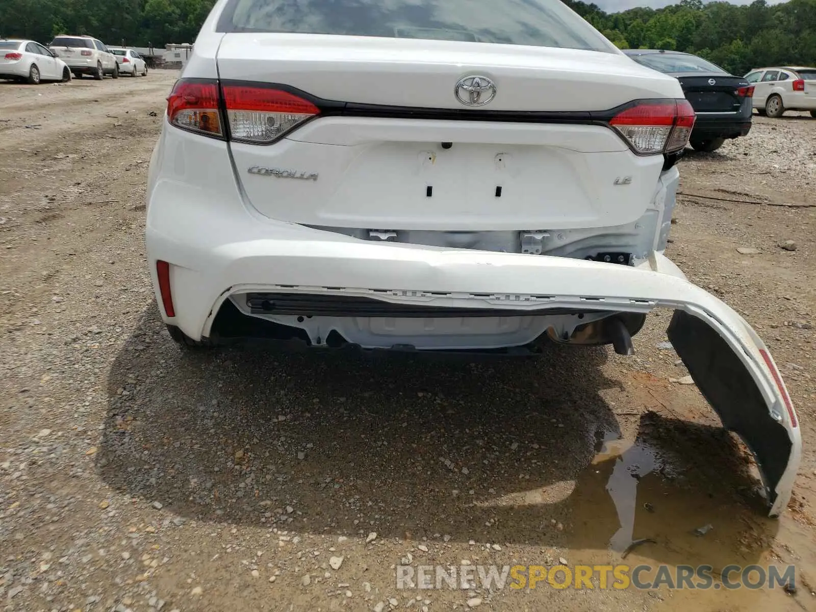 9 Photograph of a damaged car JTDEPMAE1MJ169012 TOYOTA COROLLA 2021