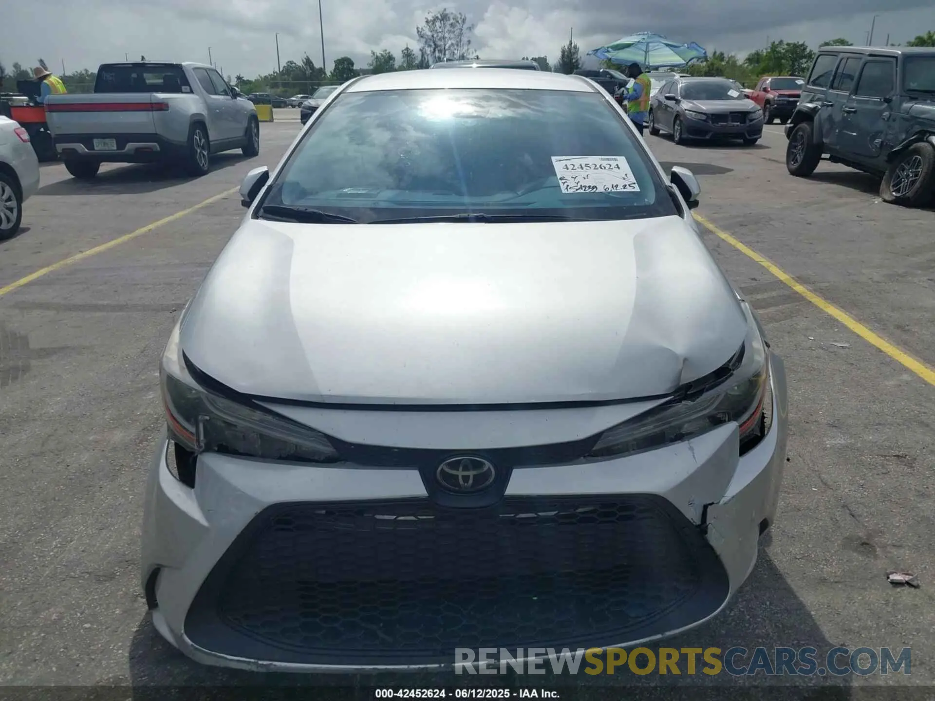12 Photograph of a damaged car JTDEPMAE2MJ118991 TOYOTA COROLLA 2021