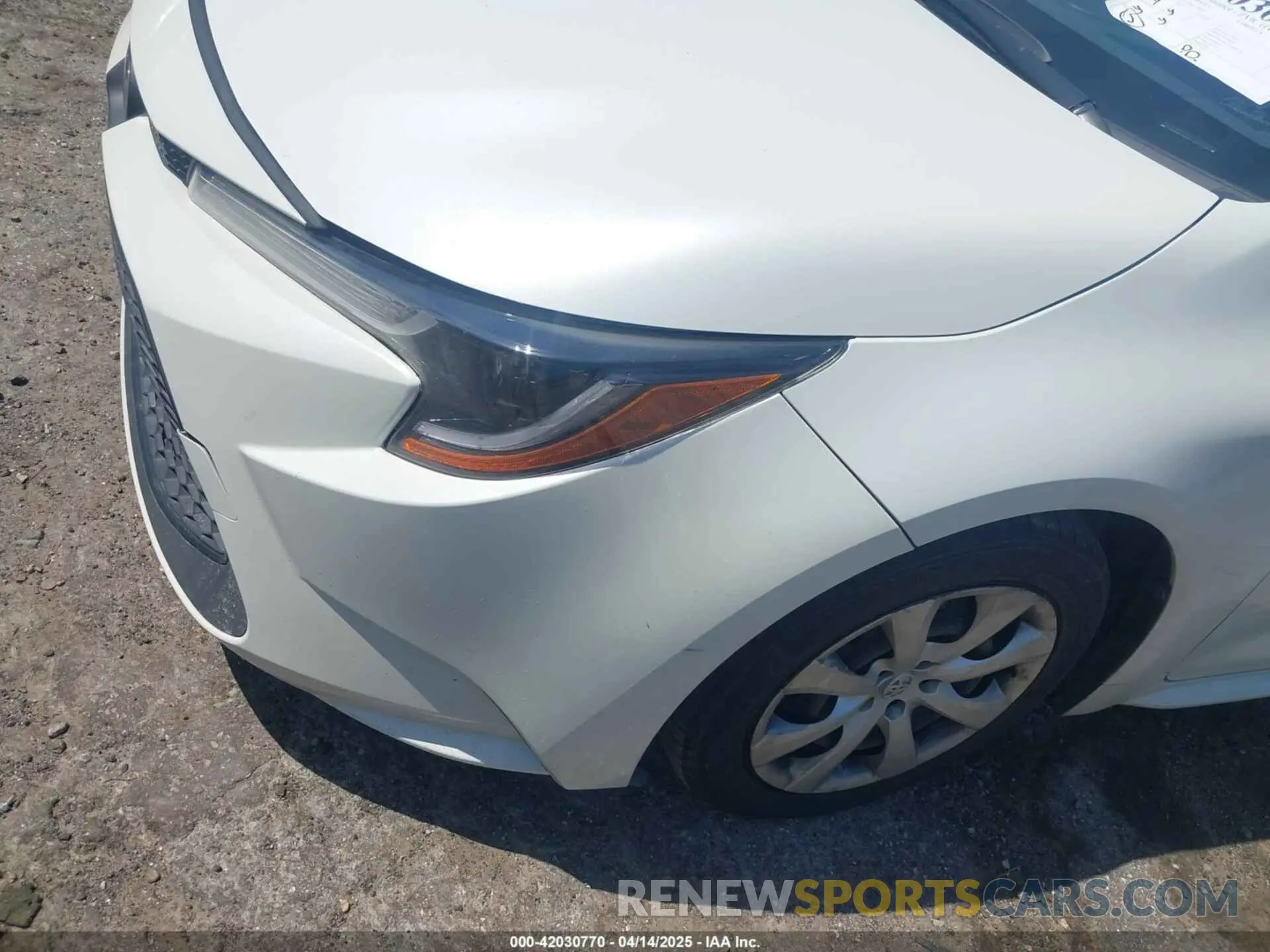 21 Photograph of a damaged car JTDEPMAE2MJ154485 TOYOTA COROLLA 2021