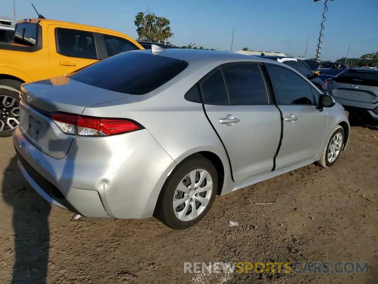 3 Photograph of a damaged car JTDEPMAE2MJ173117 TOYOTA COROLLA 2021