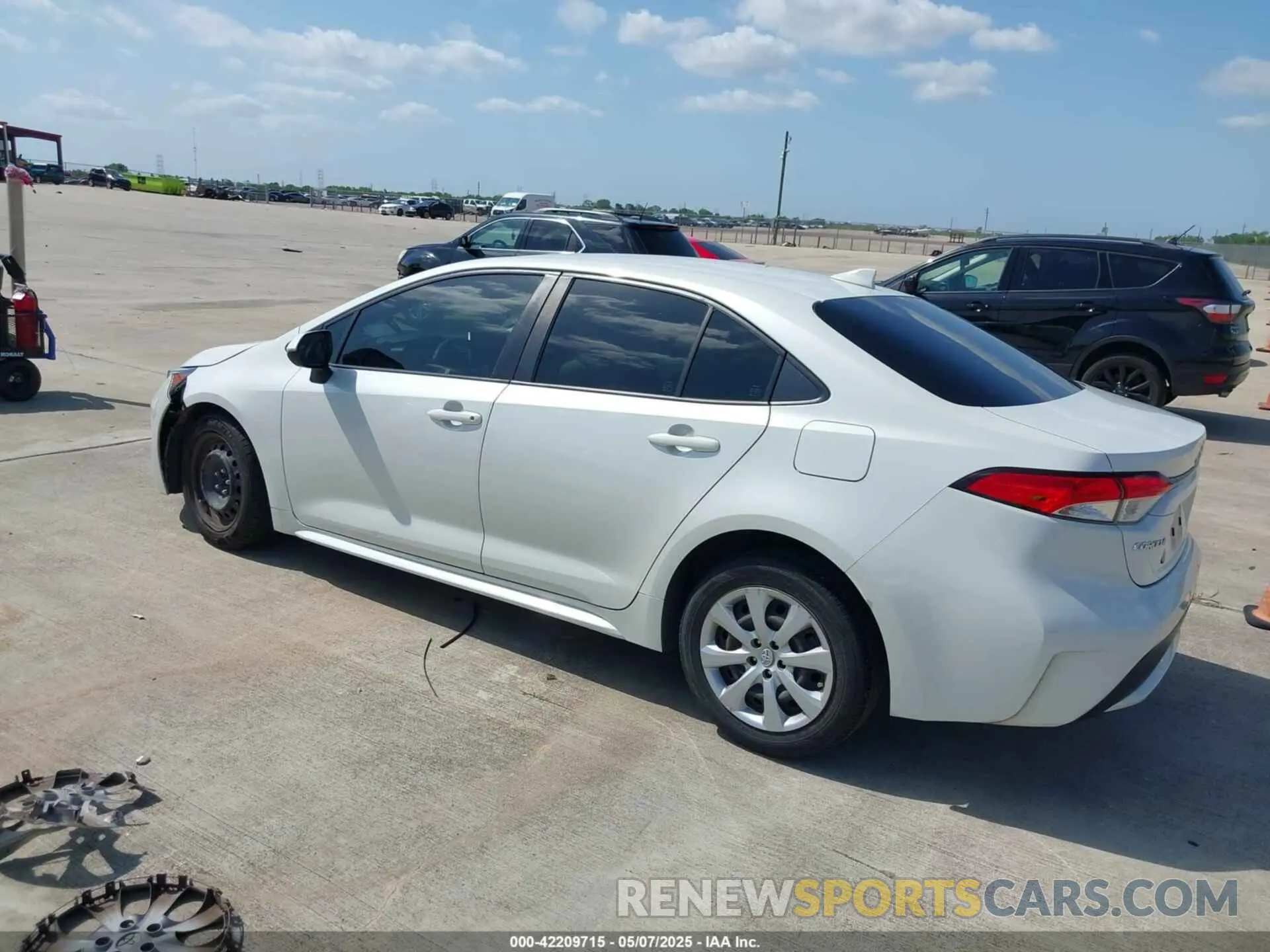 3 Фотография поврежденного автомобиля JTDEPMAE4MJ130737 TOYOTA COROLLA 2021