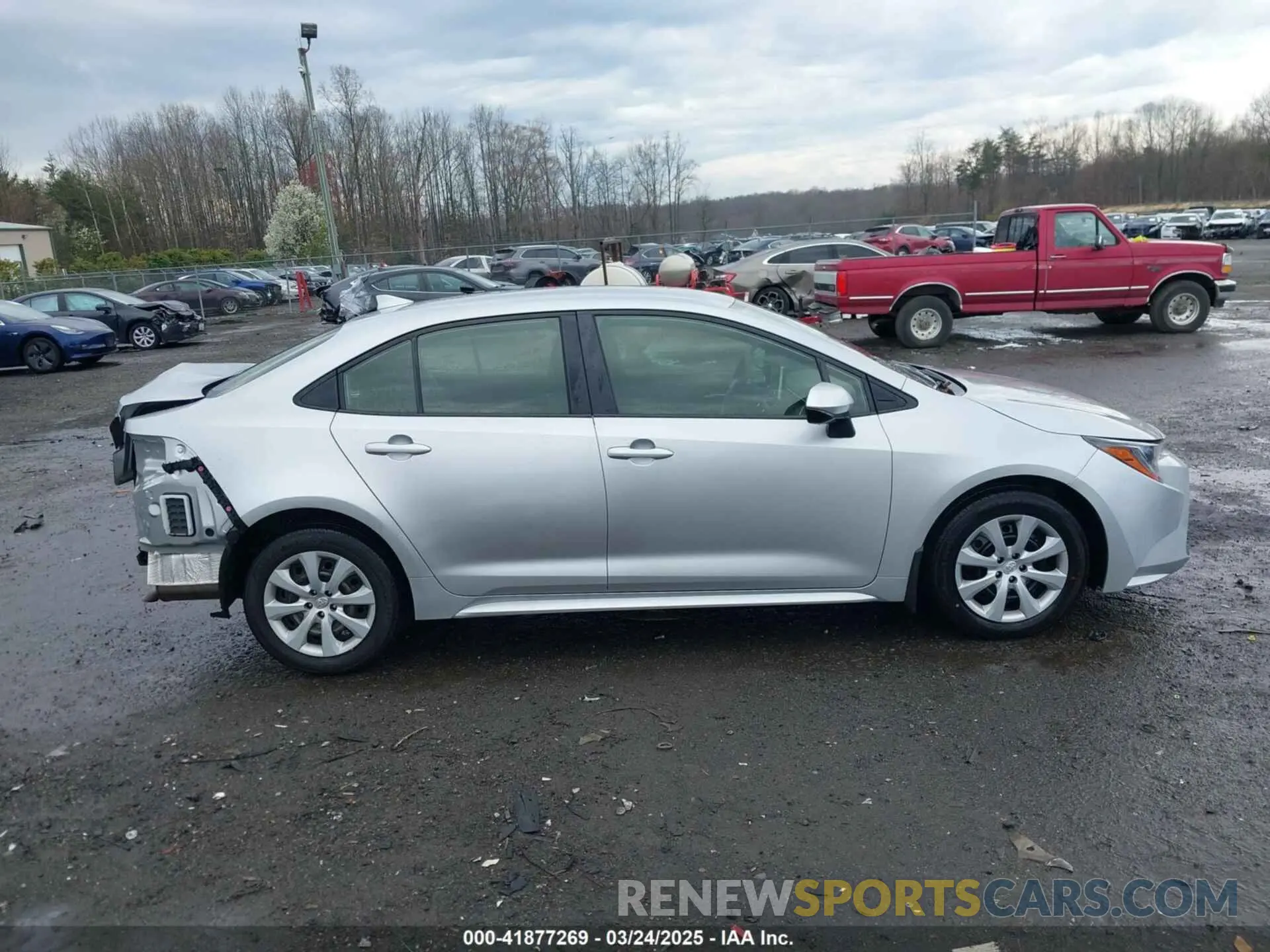 13 Photograph of a damaged car JTDEPMAE4MJ148249 TOYOTA COROLLA 2021