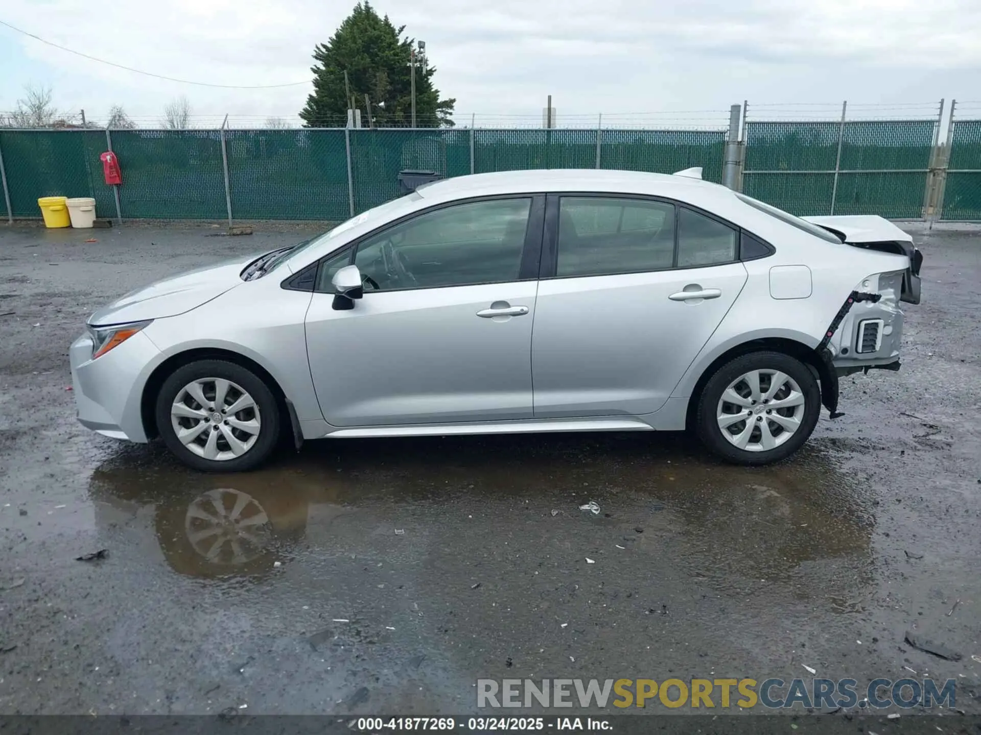 14 Photograph of a damaged car JTDEPMAE4MJ148249 TOYOTA COROLLA 2021
