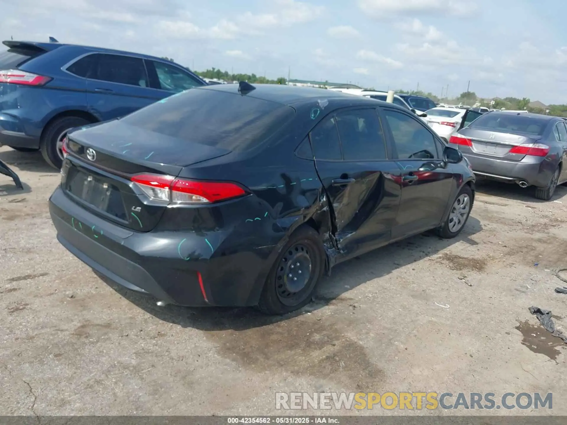 4 Photograph of a damaged car JTDEPMAE4MJ166315 TOYOTA COROLLA 2021