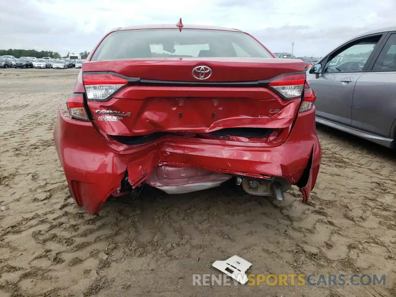 9 Photograph of a damaged car JTDEPMAE4MJ187942 TOYOTA COROLLA 2021
