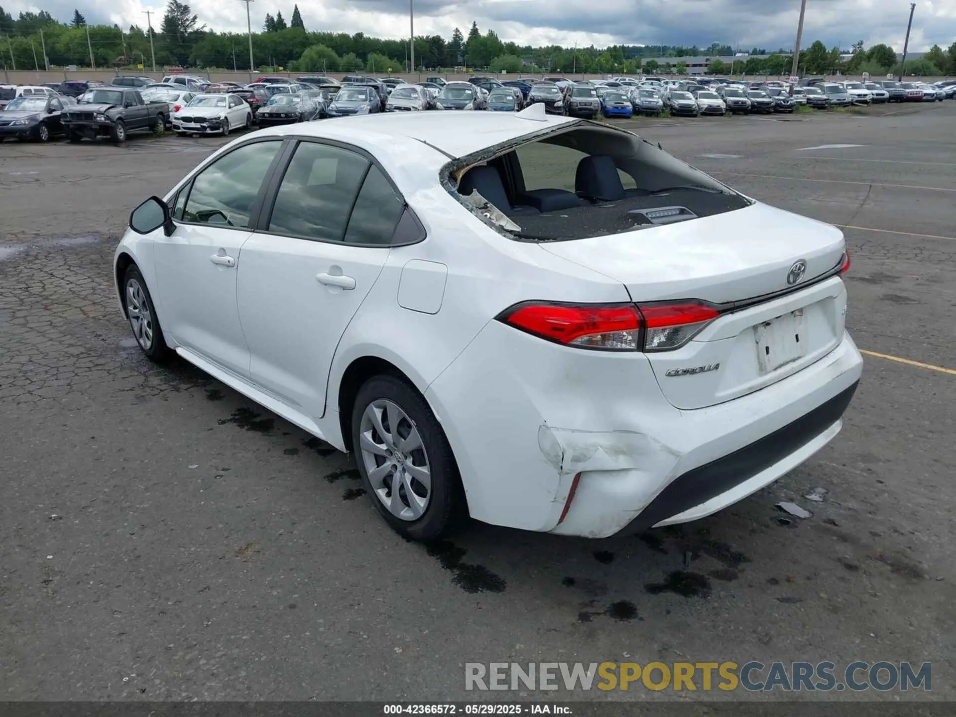 3 Photograph of a damaged car JTDEPMAE5MJ159289 TOYOTA COROLLA 2021