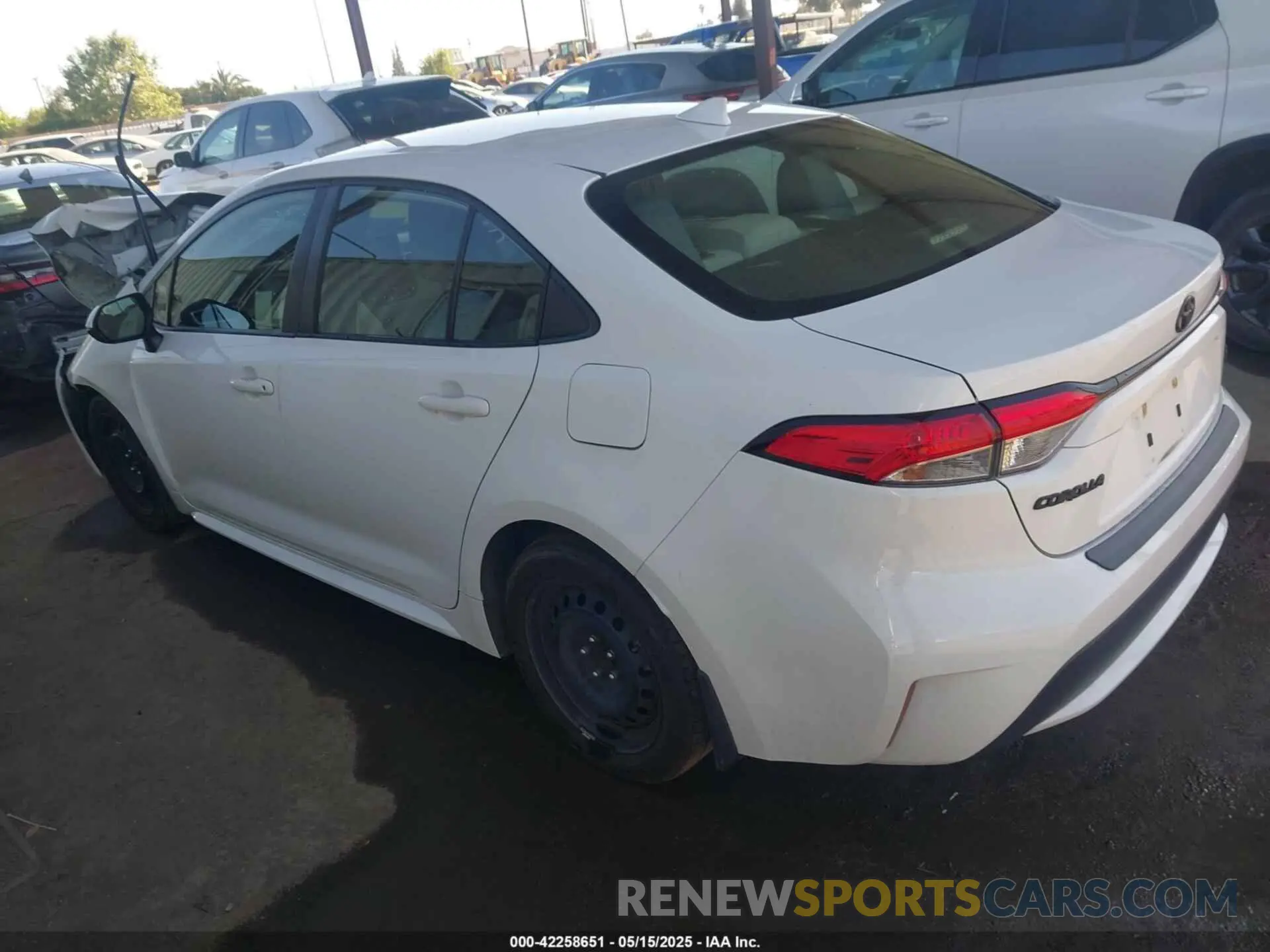 3 Photograph of a damaged car JTDEPMAE5MJ171863 TOYOTA COROLLA 2021