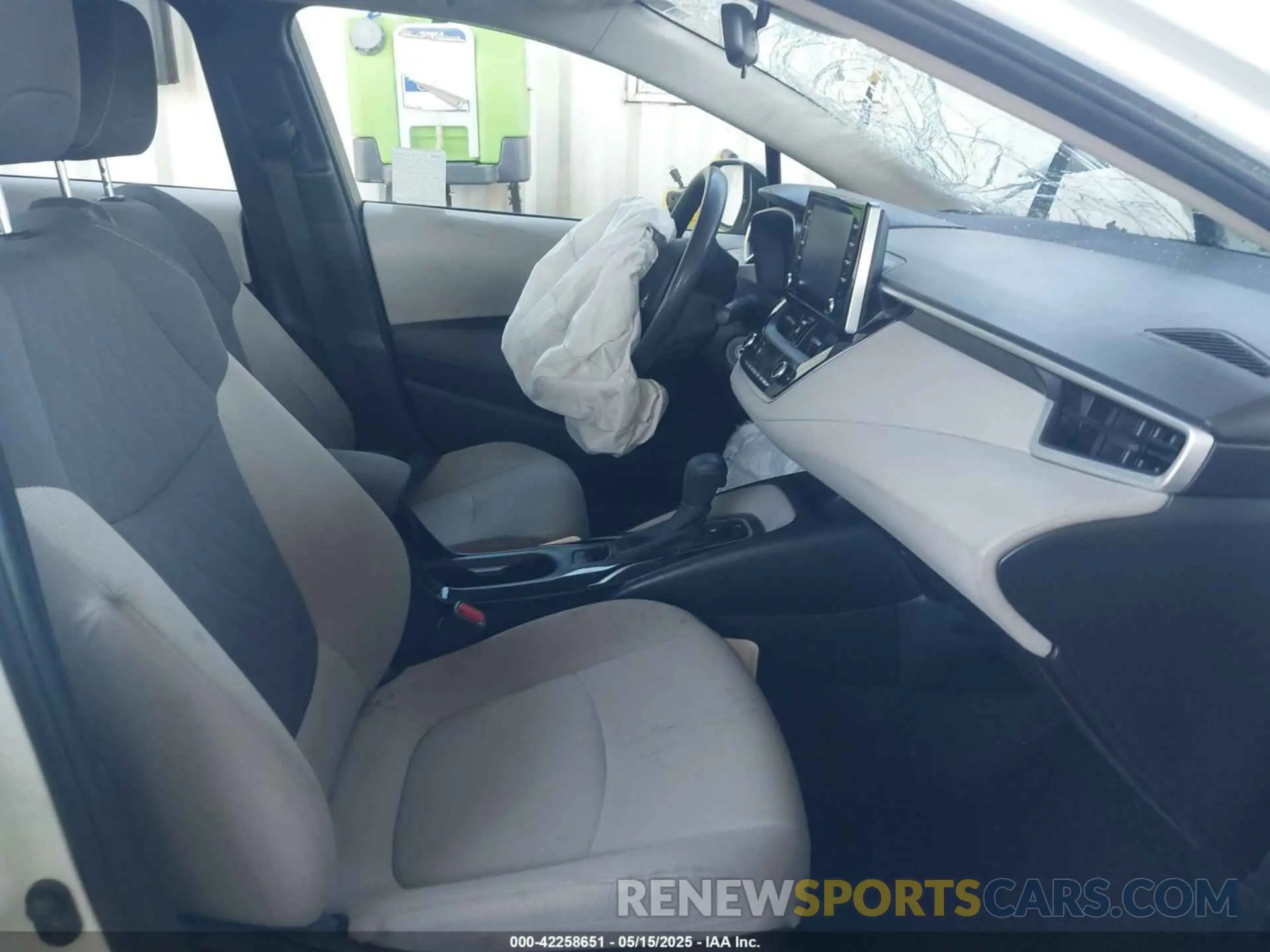5 Photograph of a damaged car JTDEPMAE5MJ171863 TOYOTA COROLLA 2021