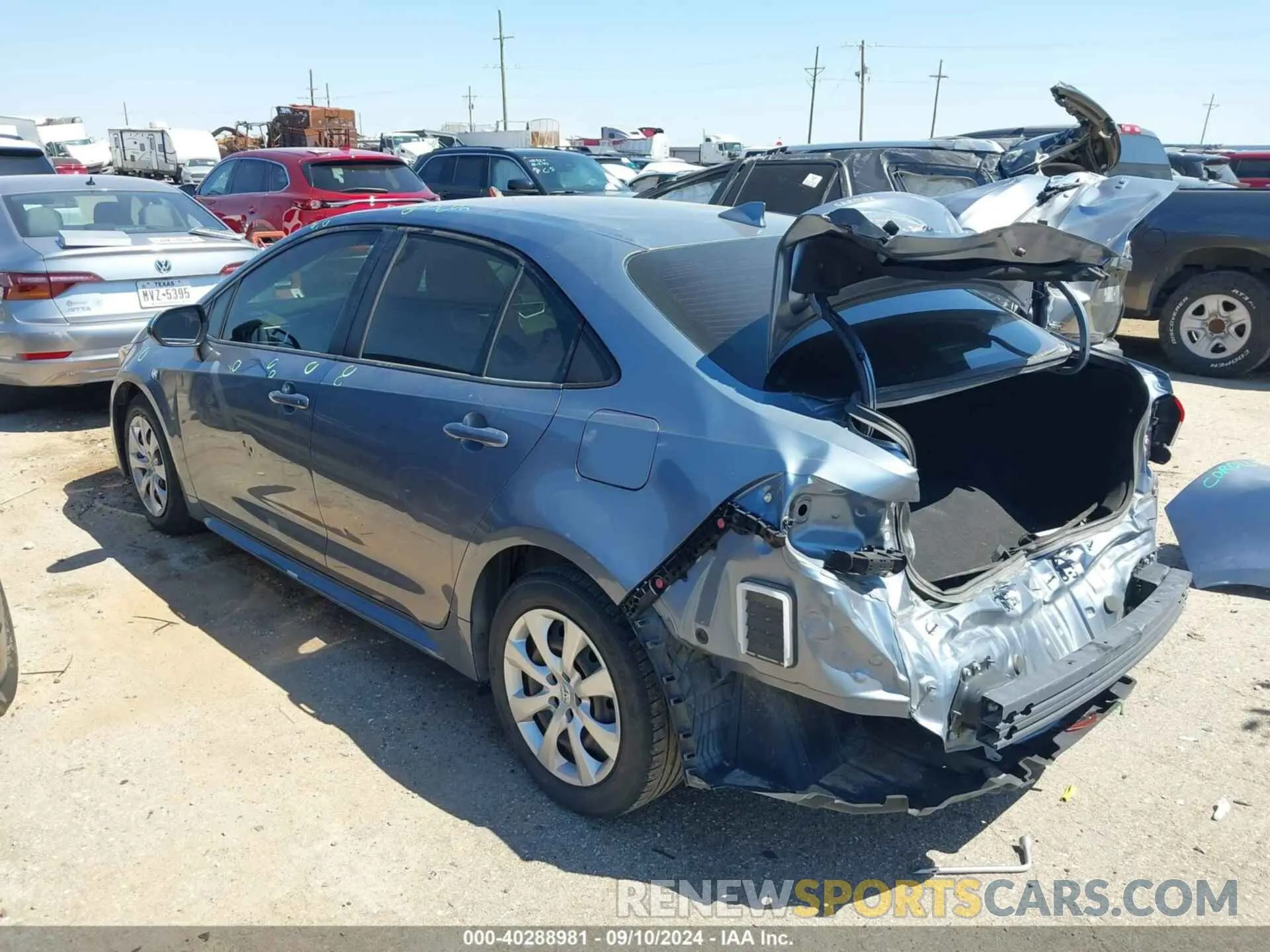 3 Фотография поврежденного автомобиля JTDEPMAE6MJ118220 TOYOTA COROLLA 2021