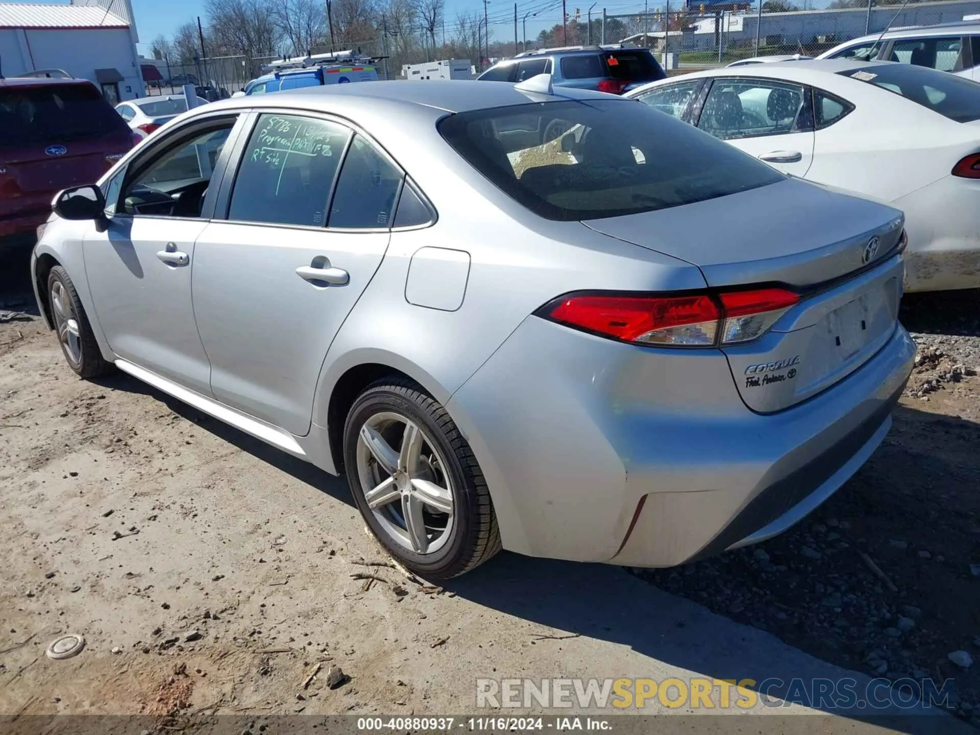 3 Фотография поврежденного автомобиля JTDEPMAE6MJ131338 TOYOTA COROLLA 2021