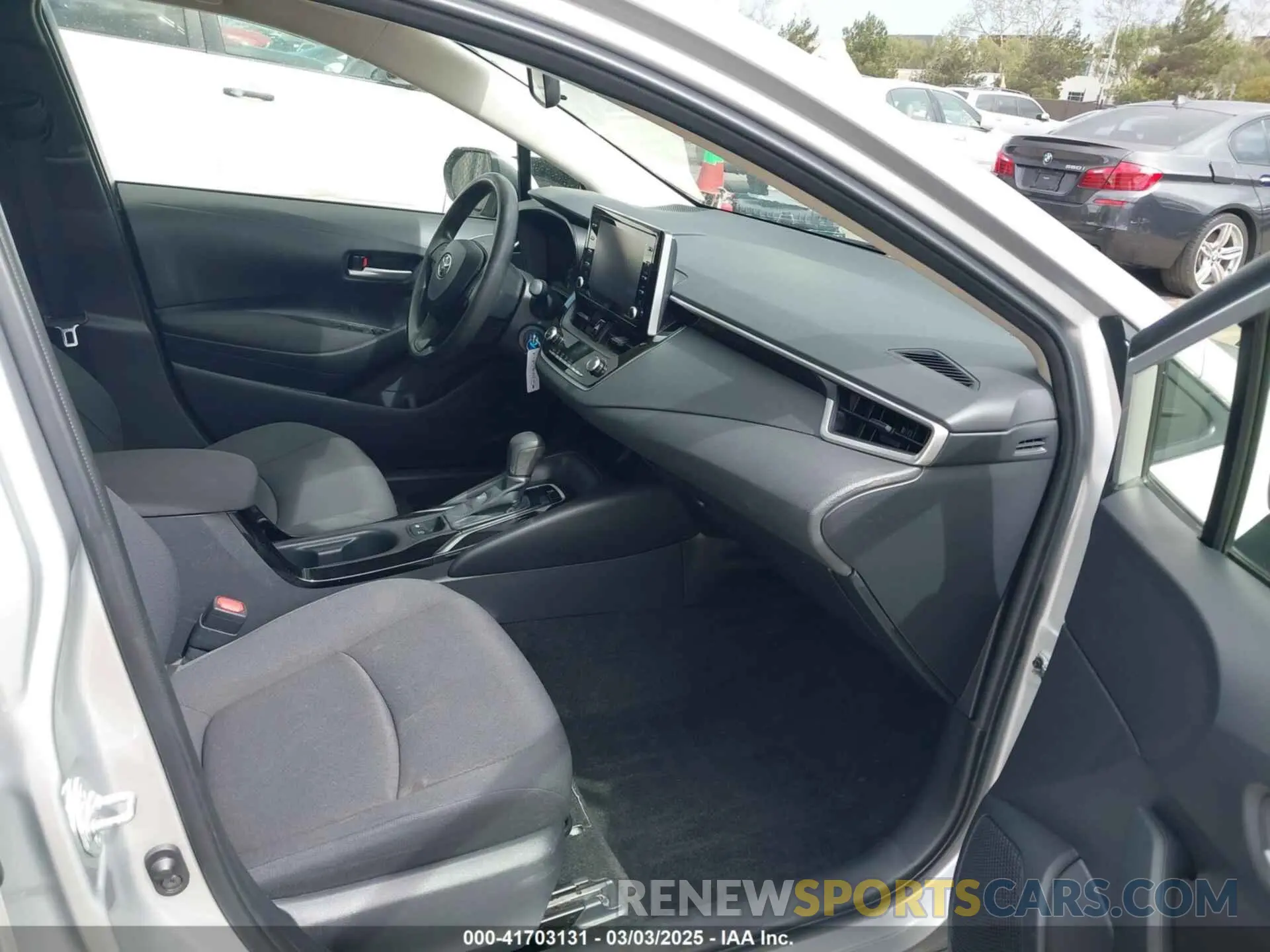 5 Photograph of a damaged car JTDEPMAE6MJ133073 TOYOTA COROLLA 2021