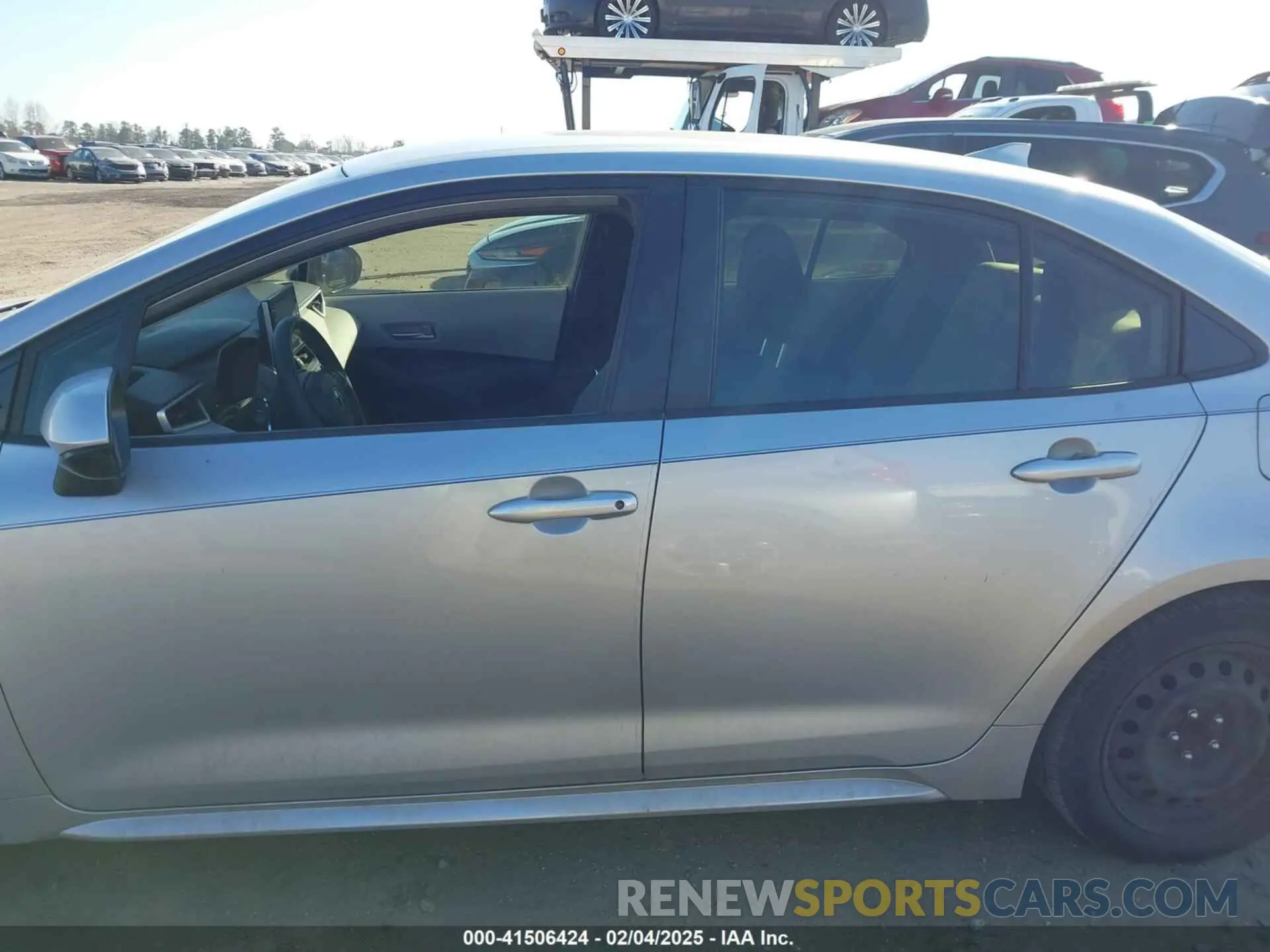 14 Photograph of a damaged car JTDEPMAE7MJ121269 TOYOTA COROLLA 2021