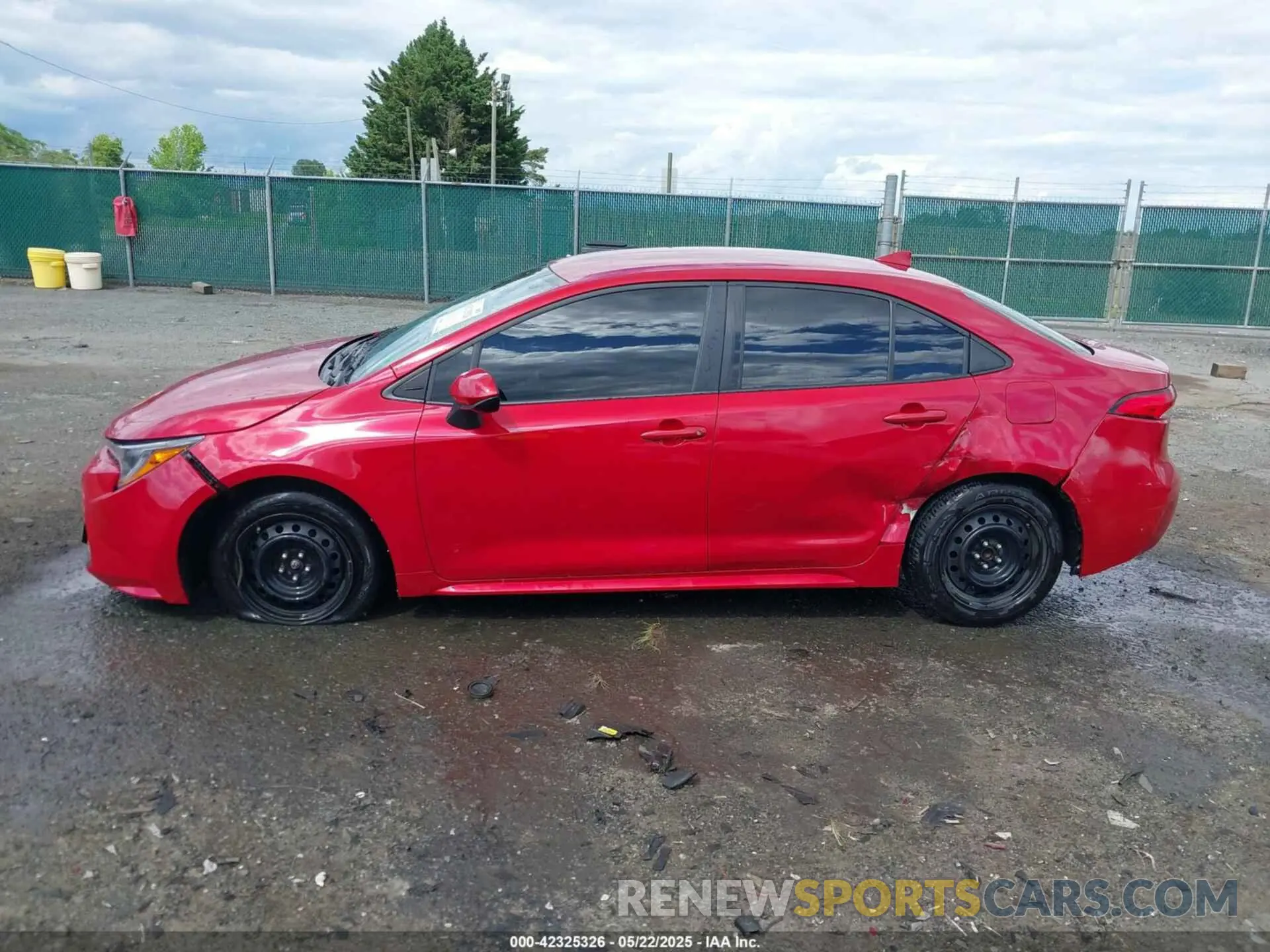 14 Photograph of a damaged car JTDEPMAE7MJ154062 TOYOTA COROLLA 2021