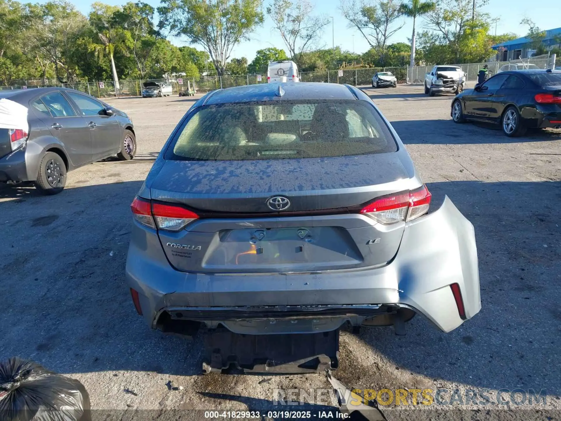 16 Photograph of a damaged car JTDEPMAE7MJ156524 TOYOTA COROLLA 2021