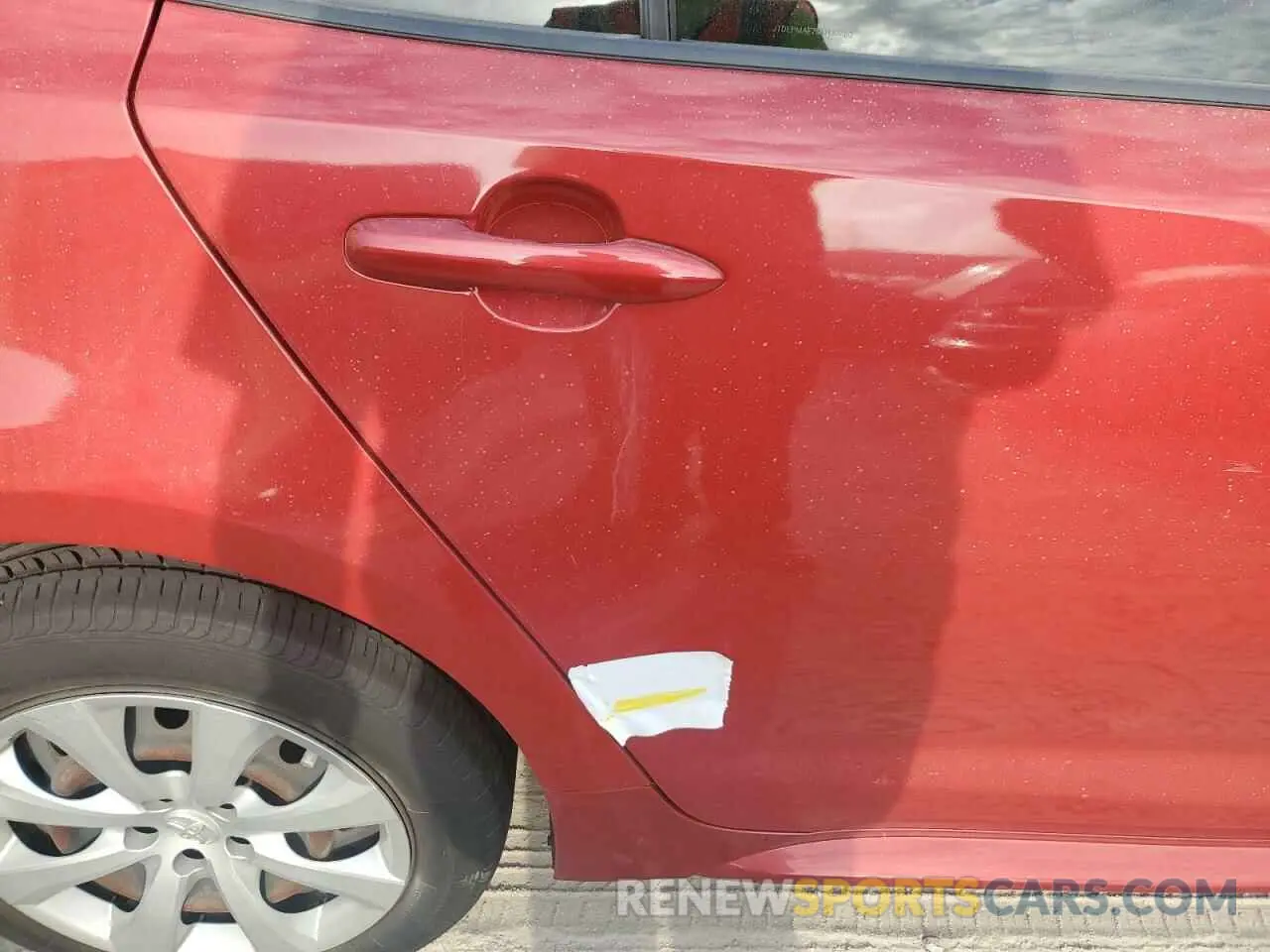 12 Photograph of a damaged car JTDEPMAE7MJ157480 TOYOTA COROLLA 2021