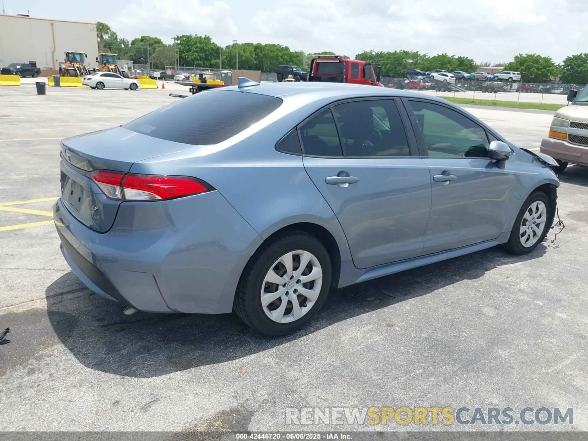 4 Photograph of a damaged car JTDEPMAE7MJ171461 TOYOTA COROLLA 2021